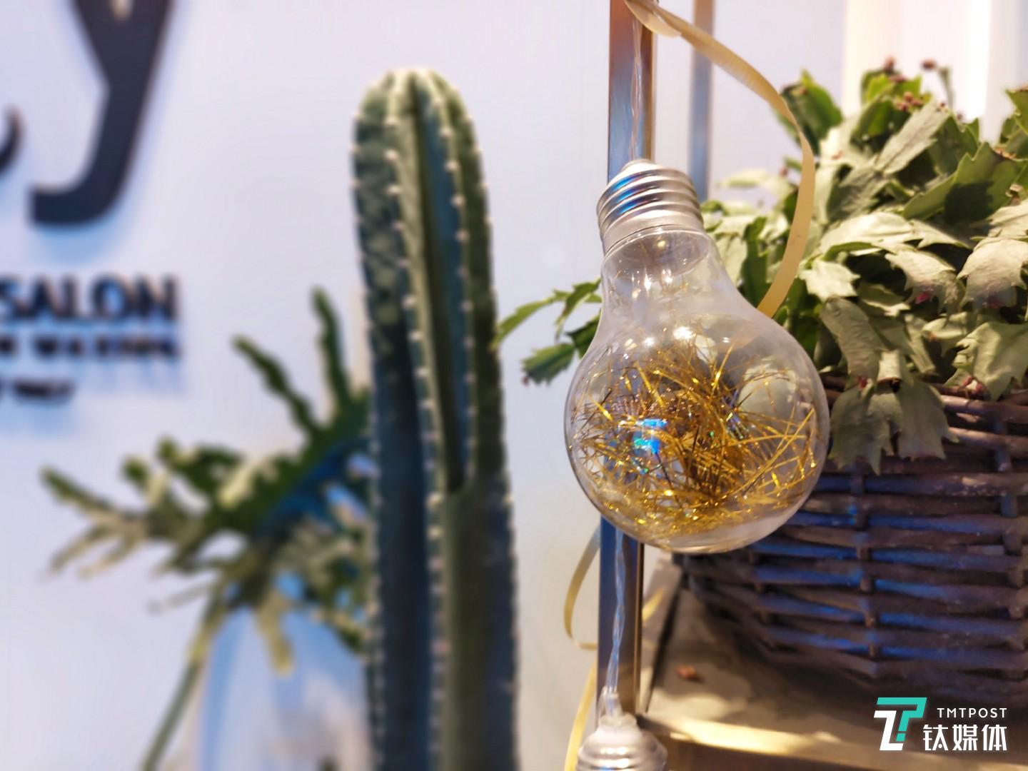 更多样张 焦距：4.4mm 光圈：f/1.8 快门速度：1/s ISO: