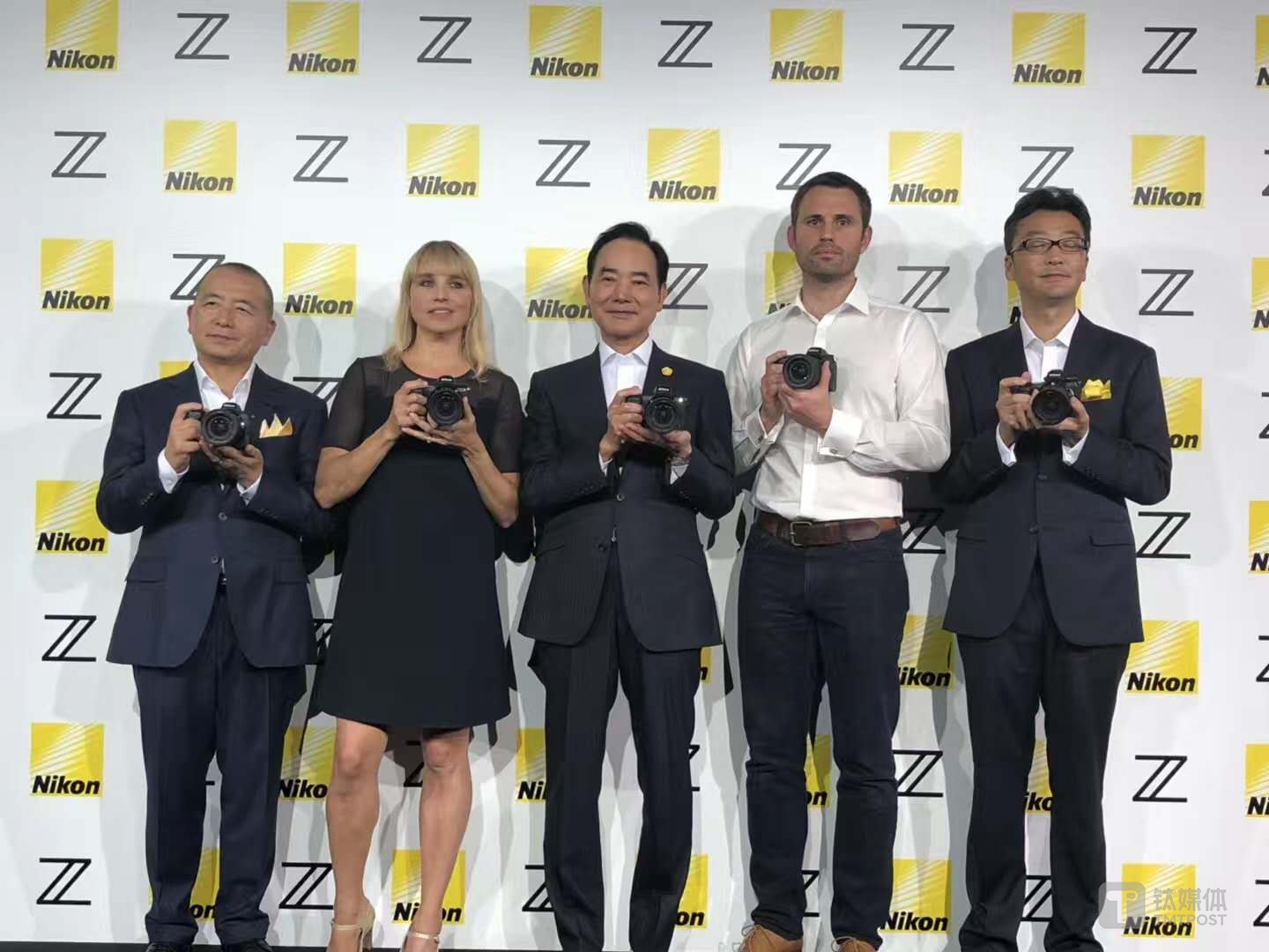 尼康在日本发布