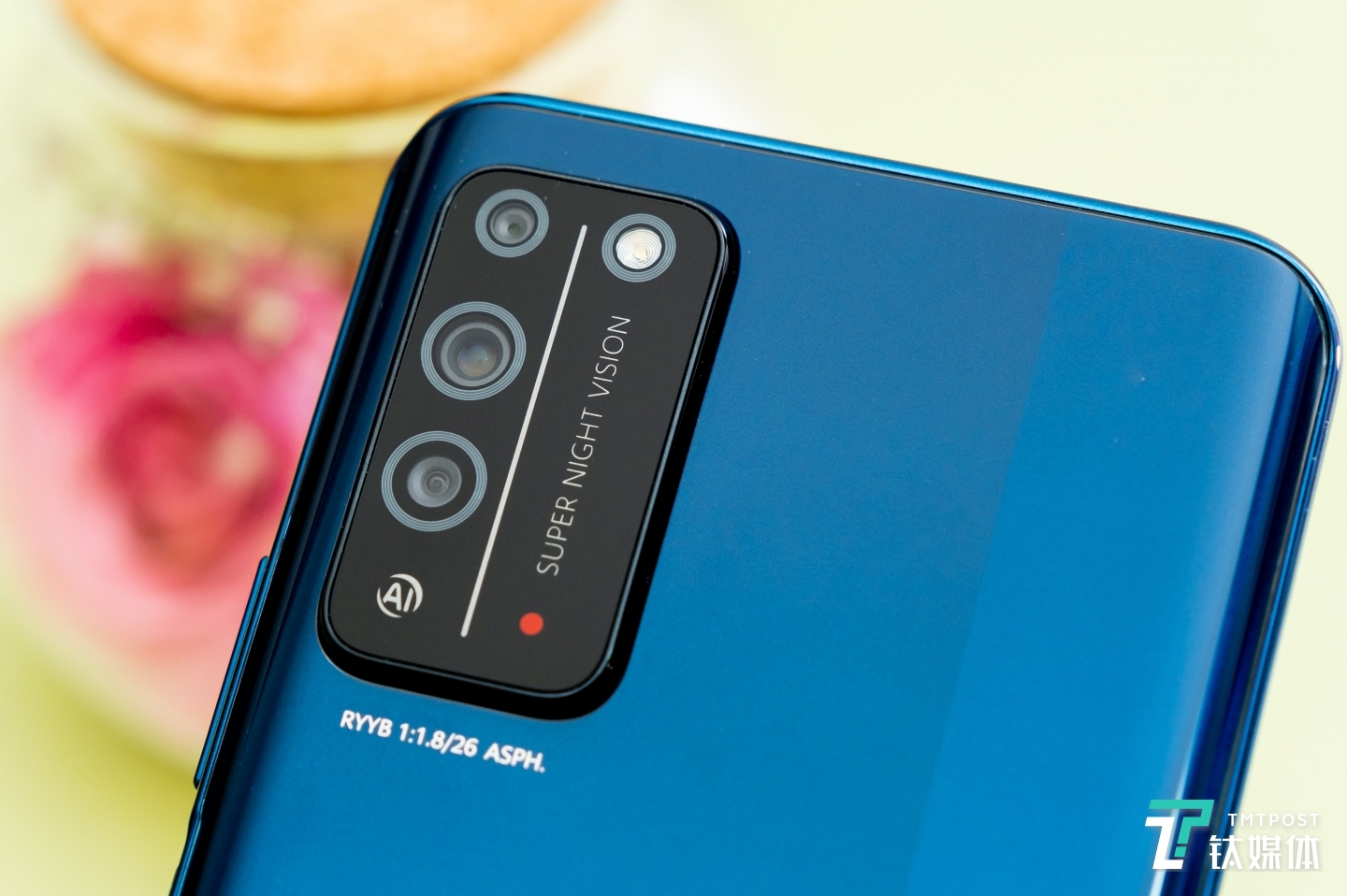 后置三摄像头系统