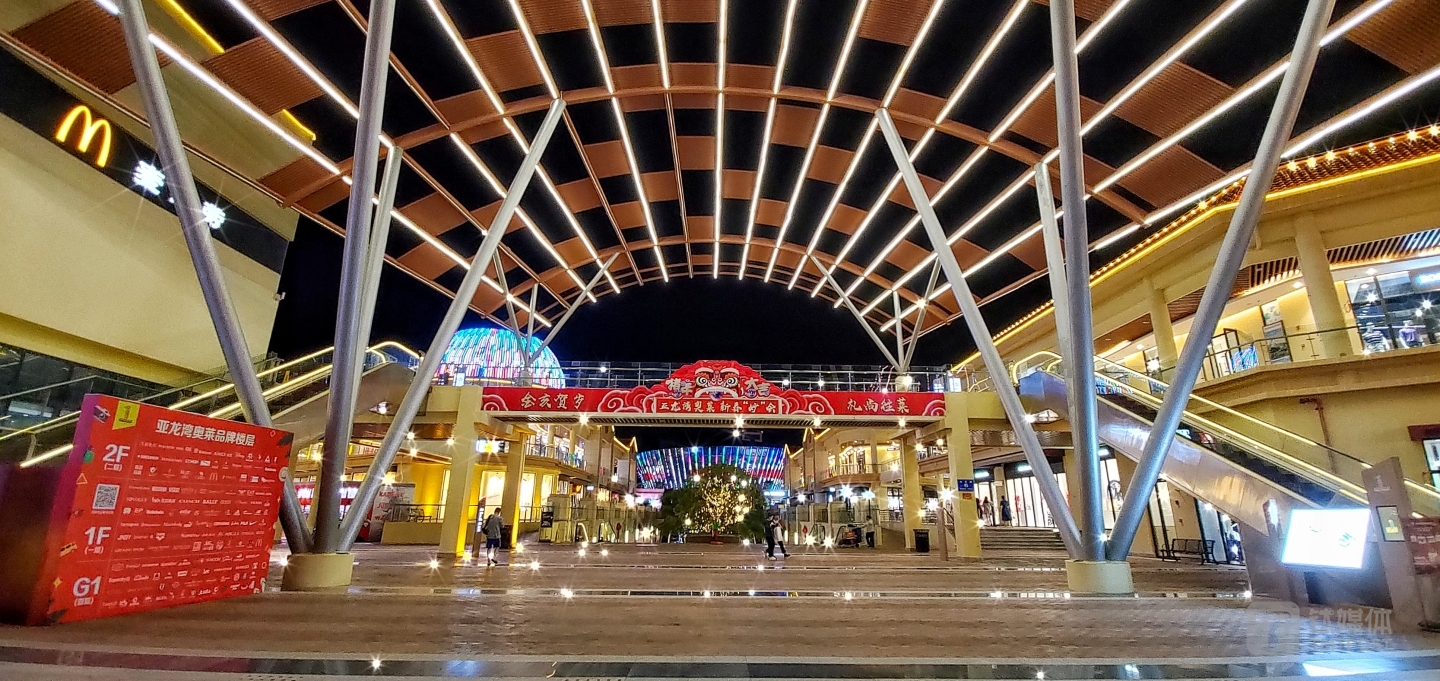 更多实拍样张 焦距：6.0mm 光圈：f/2.4 快门速度：1/33s ISO:125