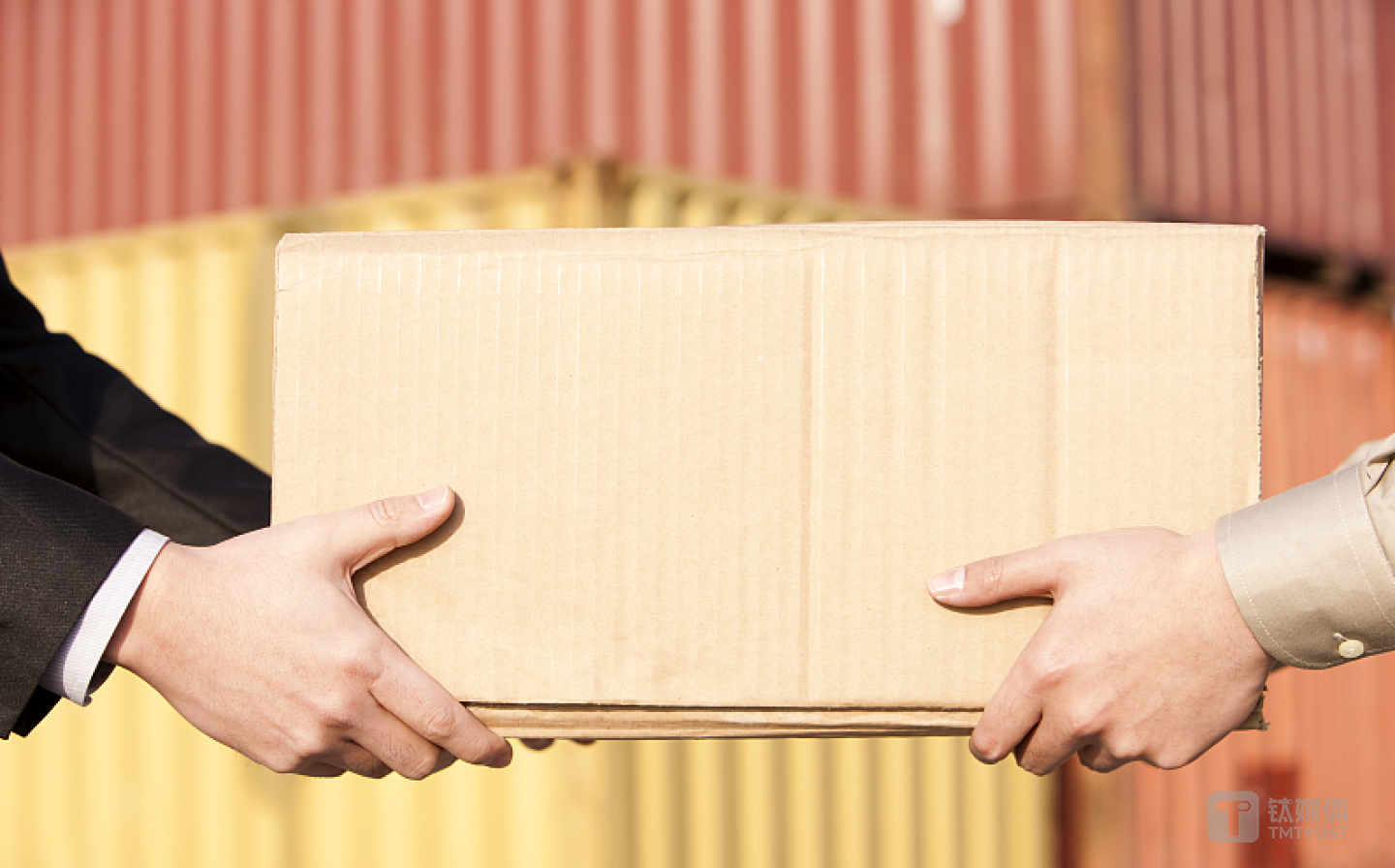 题图来自：视觉中国