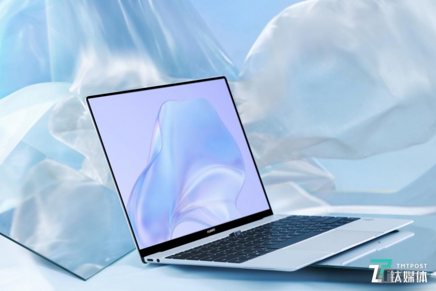 华为Matebook X笔记本