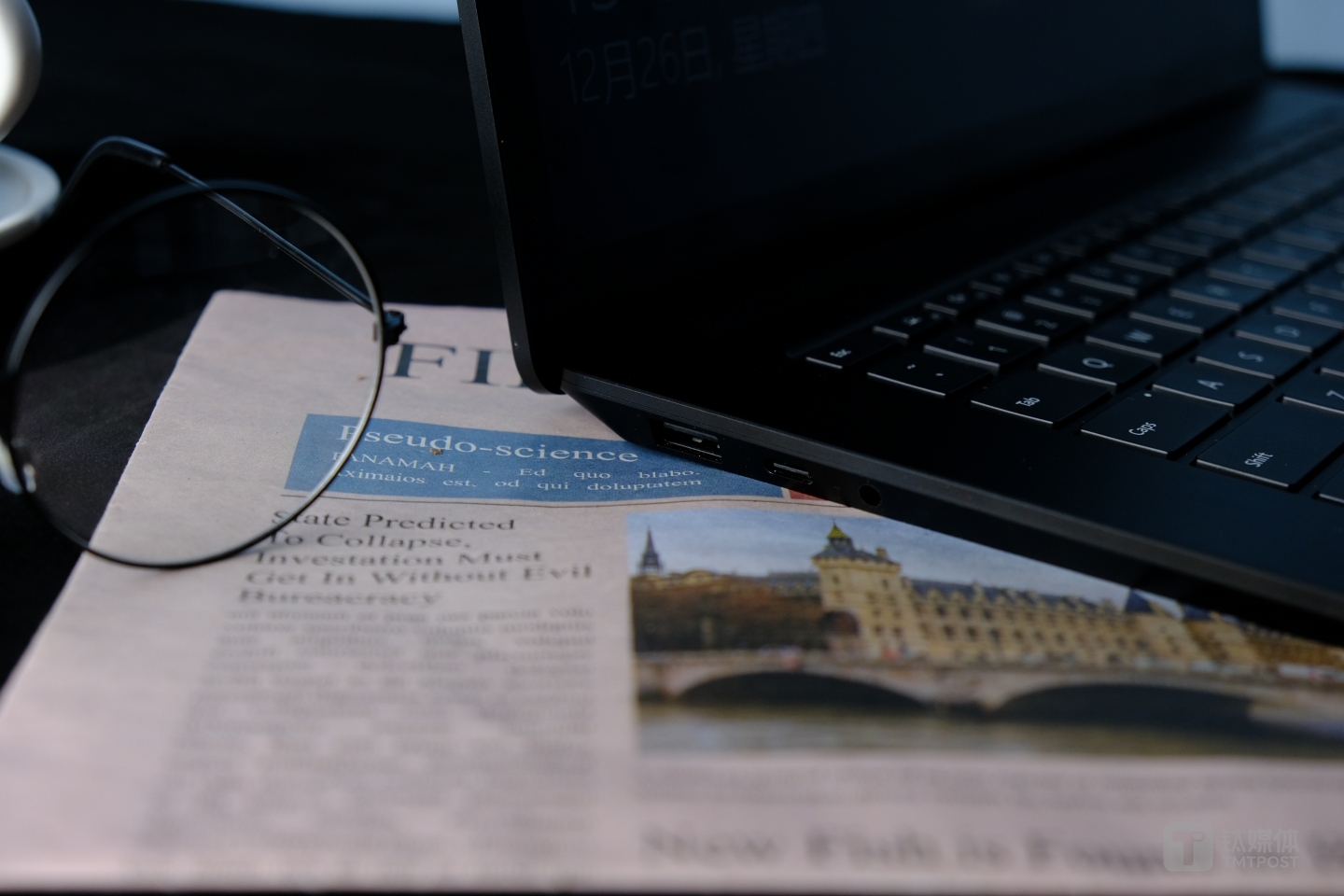 Surface Laptop3侧面接口