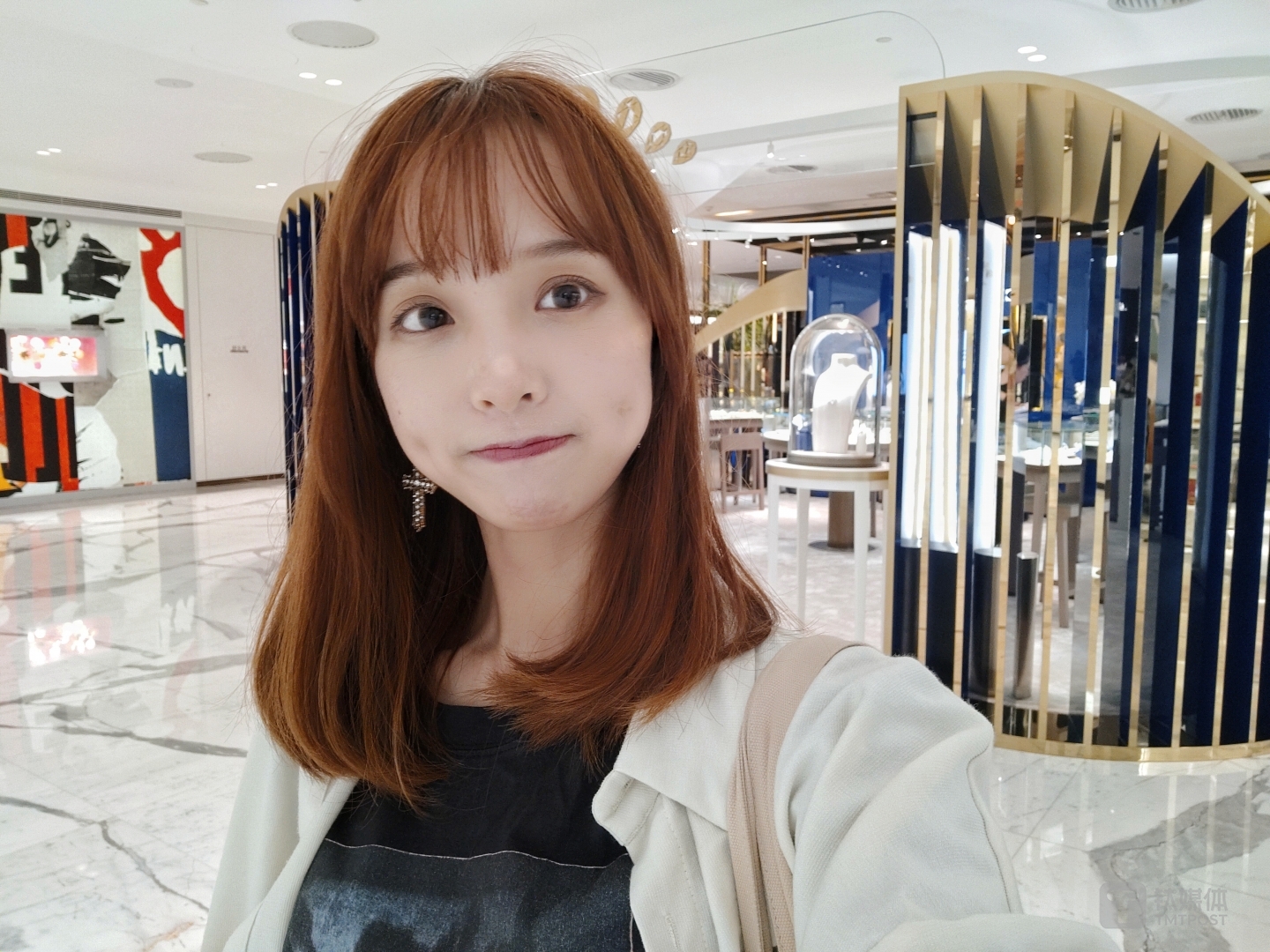 焦距：3.56mm 光圈：f/1.8 快门速度：1/s ISO: