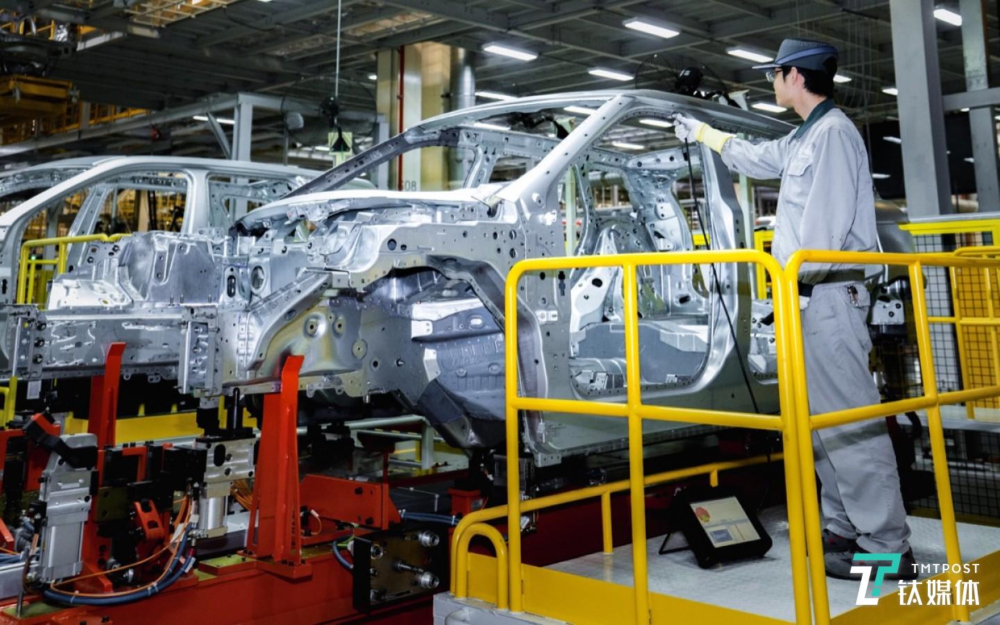 冲铆接、激光钎