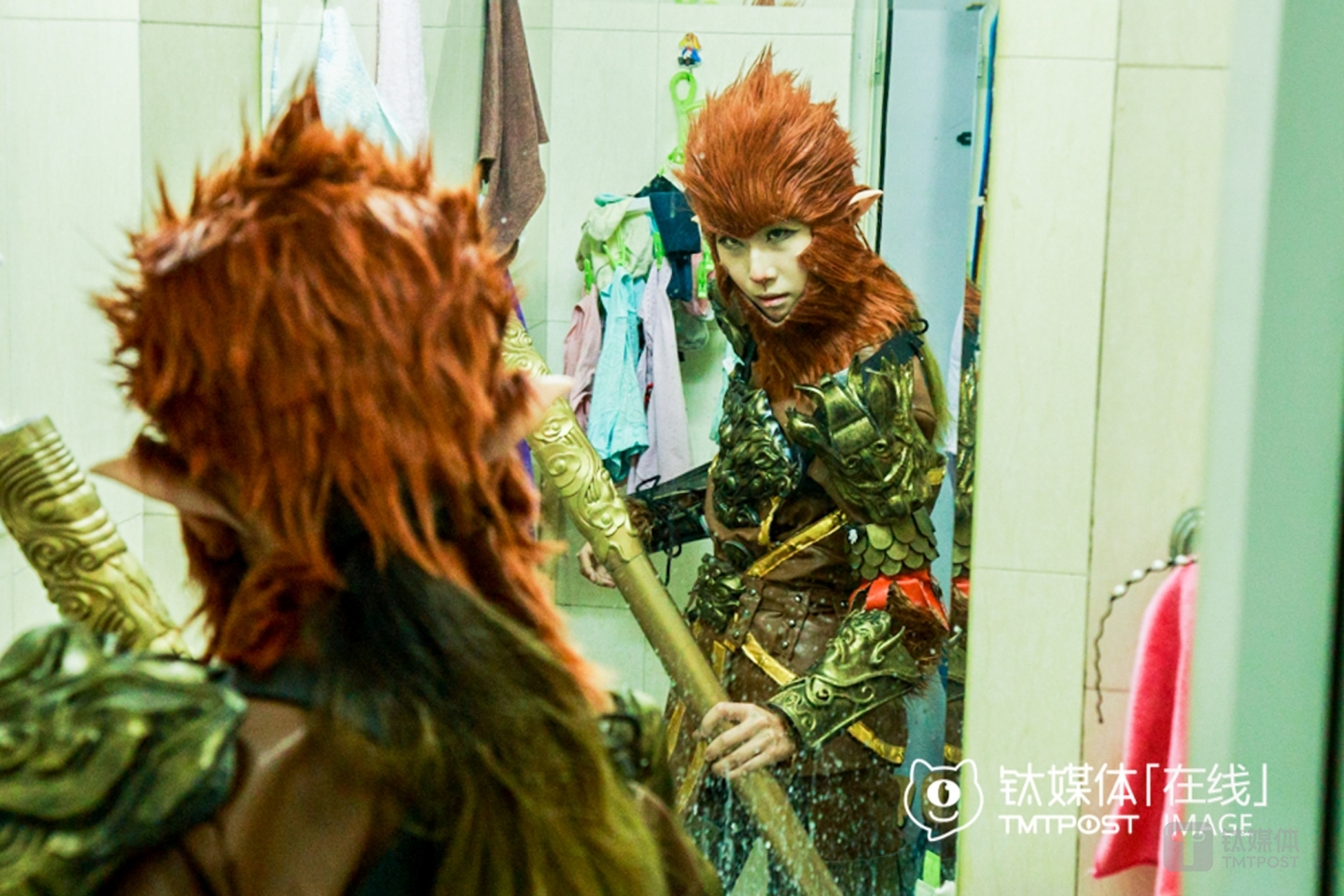 Among all the characters, she loved dressing up as Great Monkey King most, because she desired to be as disobedient as Great Monkey King. She was told not to do so many things when she grew up that she wished to be more masculine. When dressing up as Great Money King, she felt another side of her released.