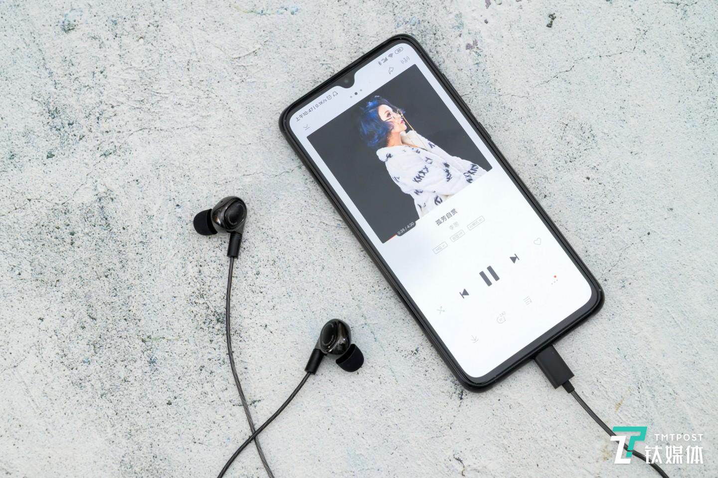 小米四单元圈铁耳机