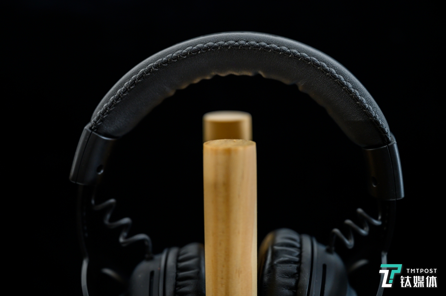 很厚的头部衬垫