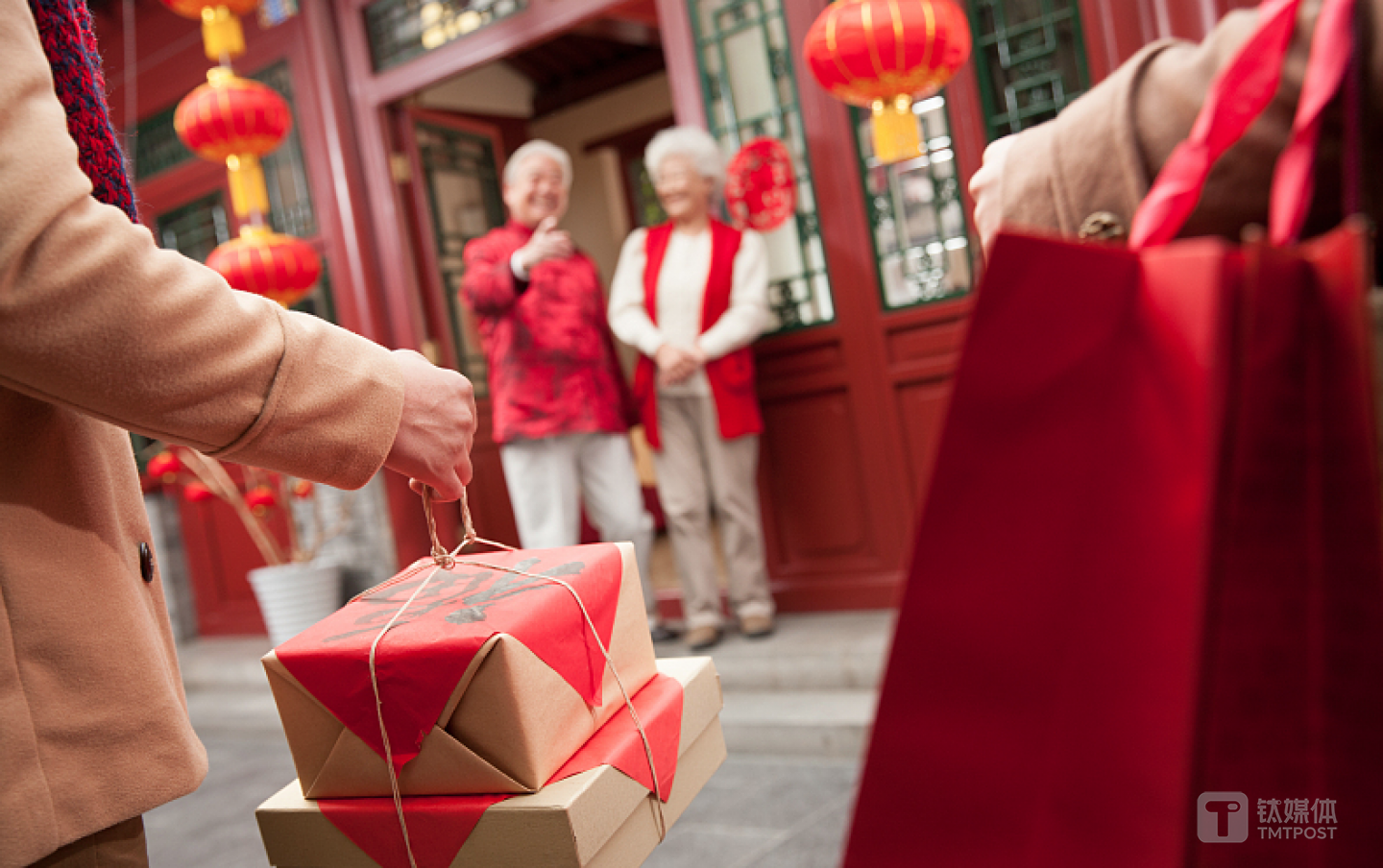 题图来自：视觉中国