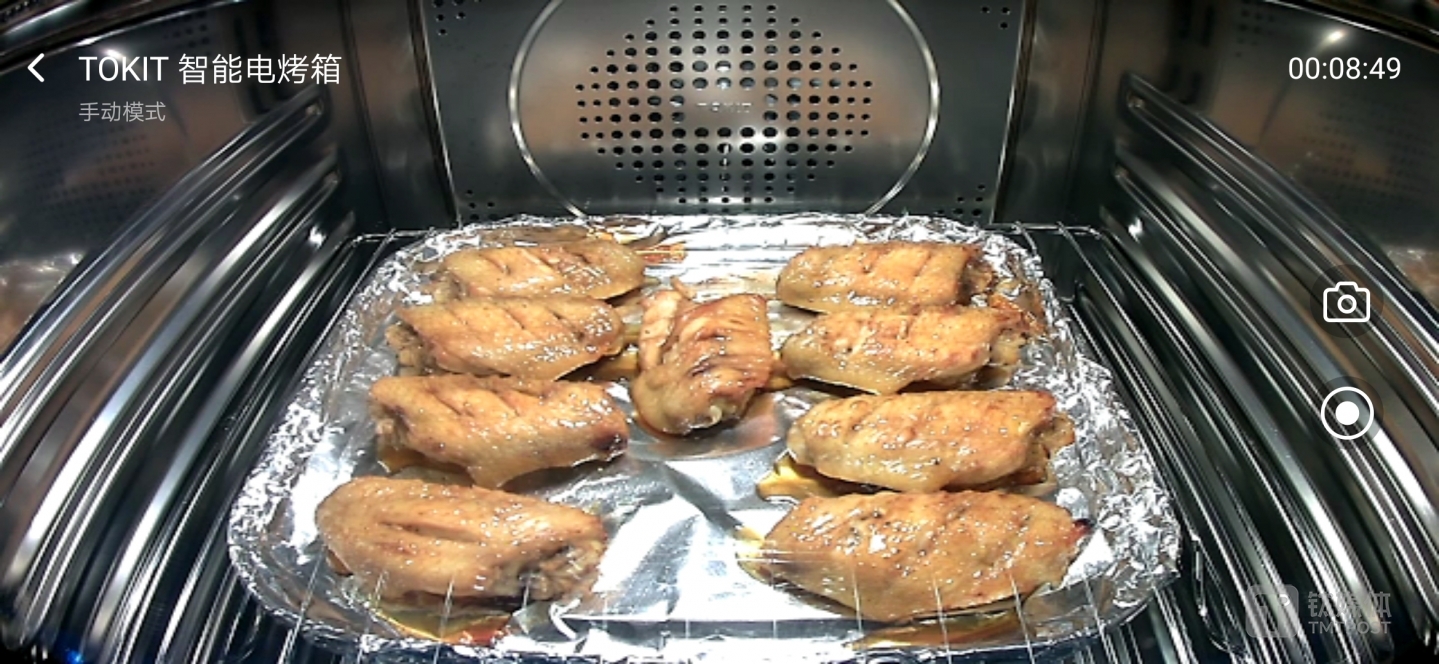 烤箱内摄像头监控画面