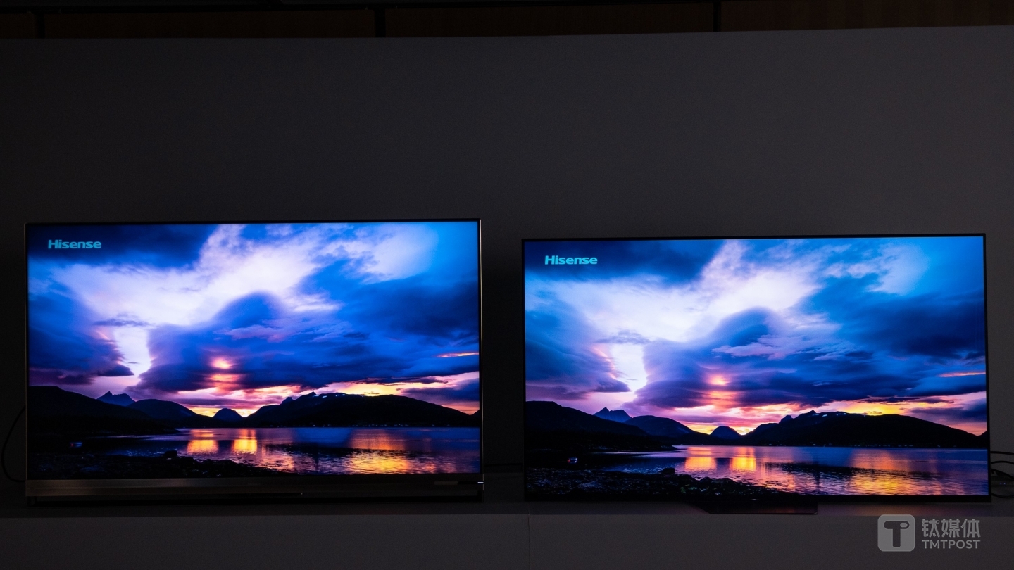 明暗场景对比（左为叠屏，右为OLED）