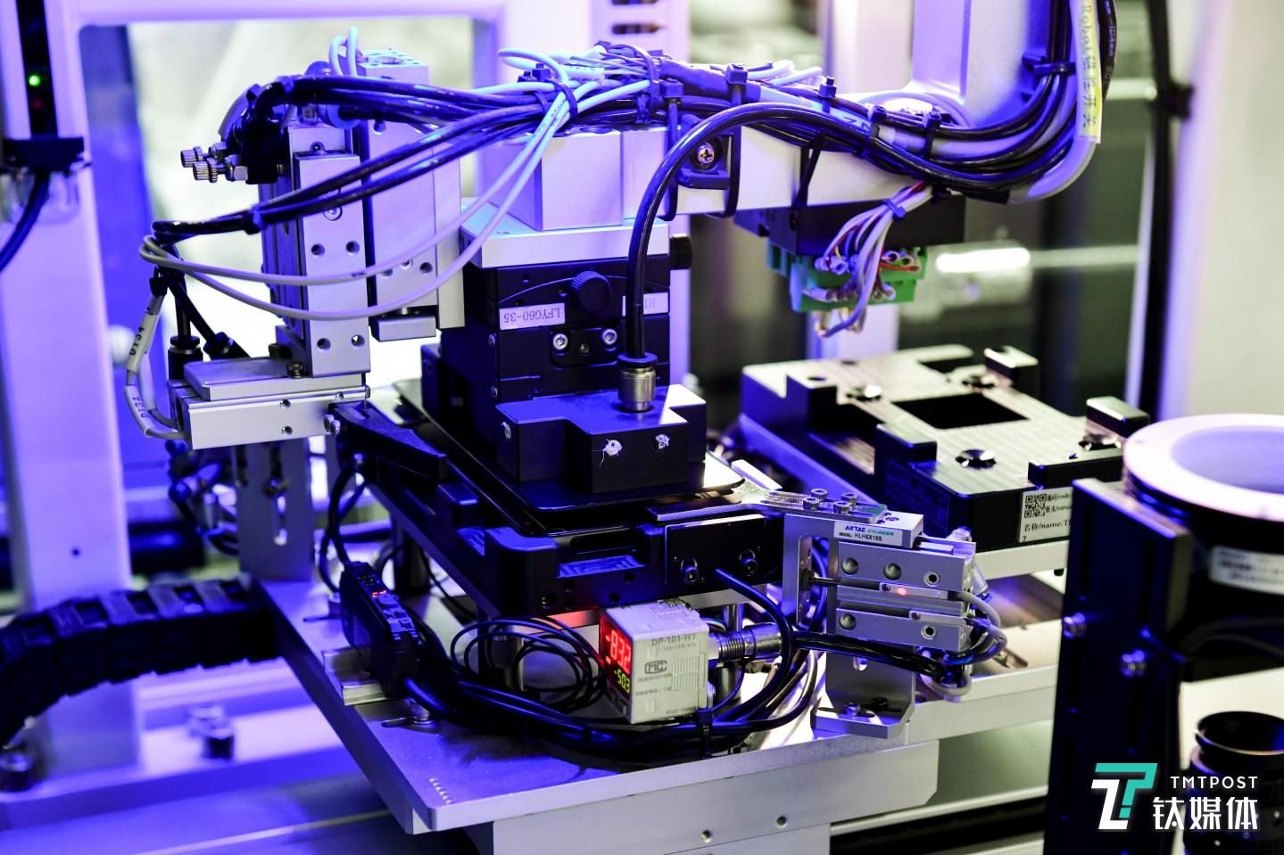 智能制造已经进入很多工厂