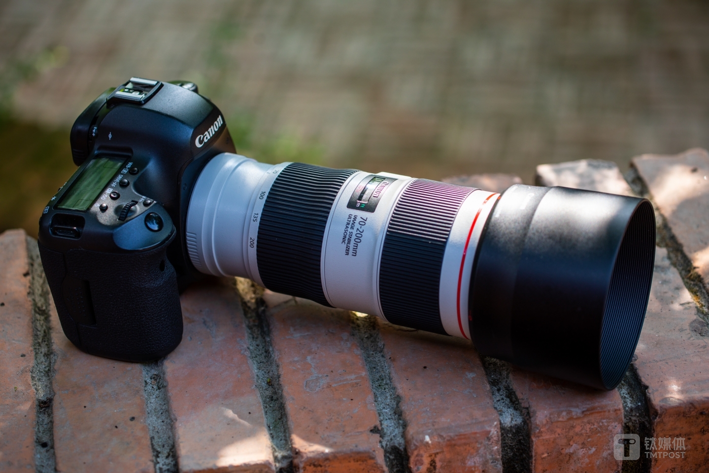 佳能EF70-200mm f/4L IS II USM镜头+EOS 5DS机身