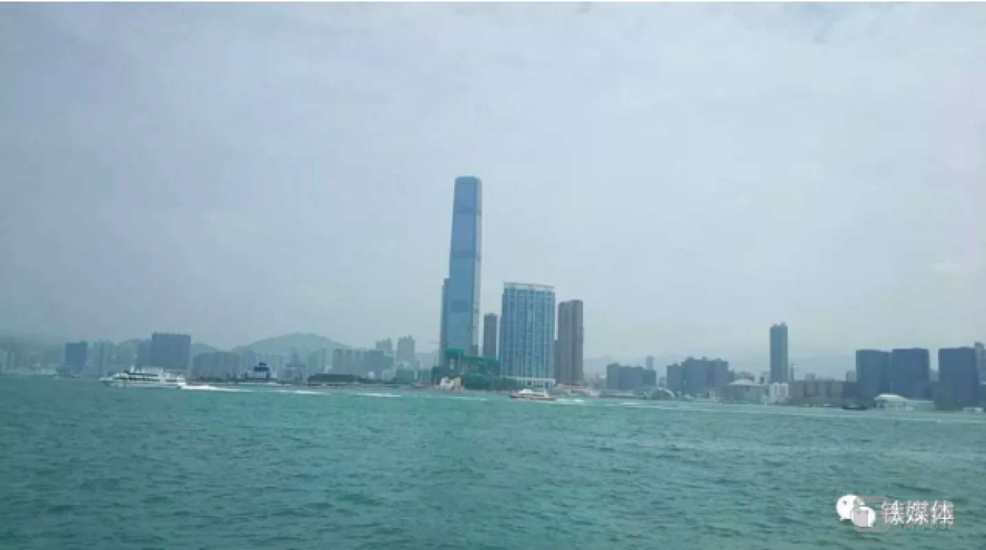 维多利亚湾  《等深线》记者 周远征 摄