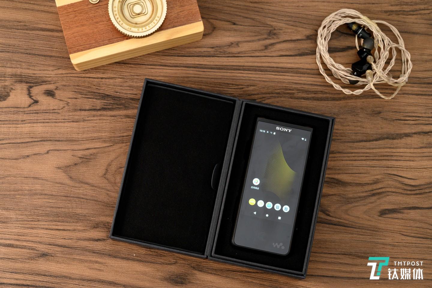 整体造型十分小巧