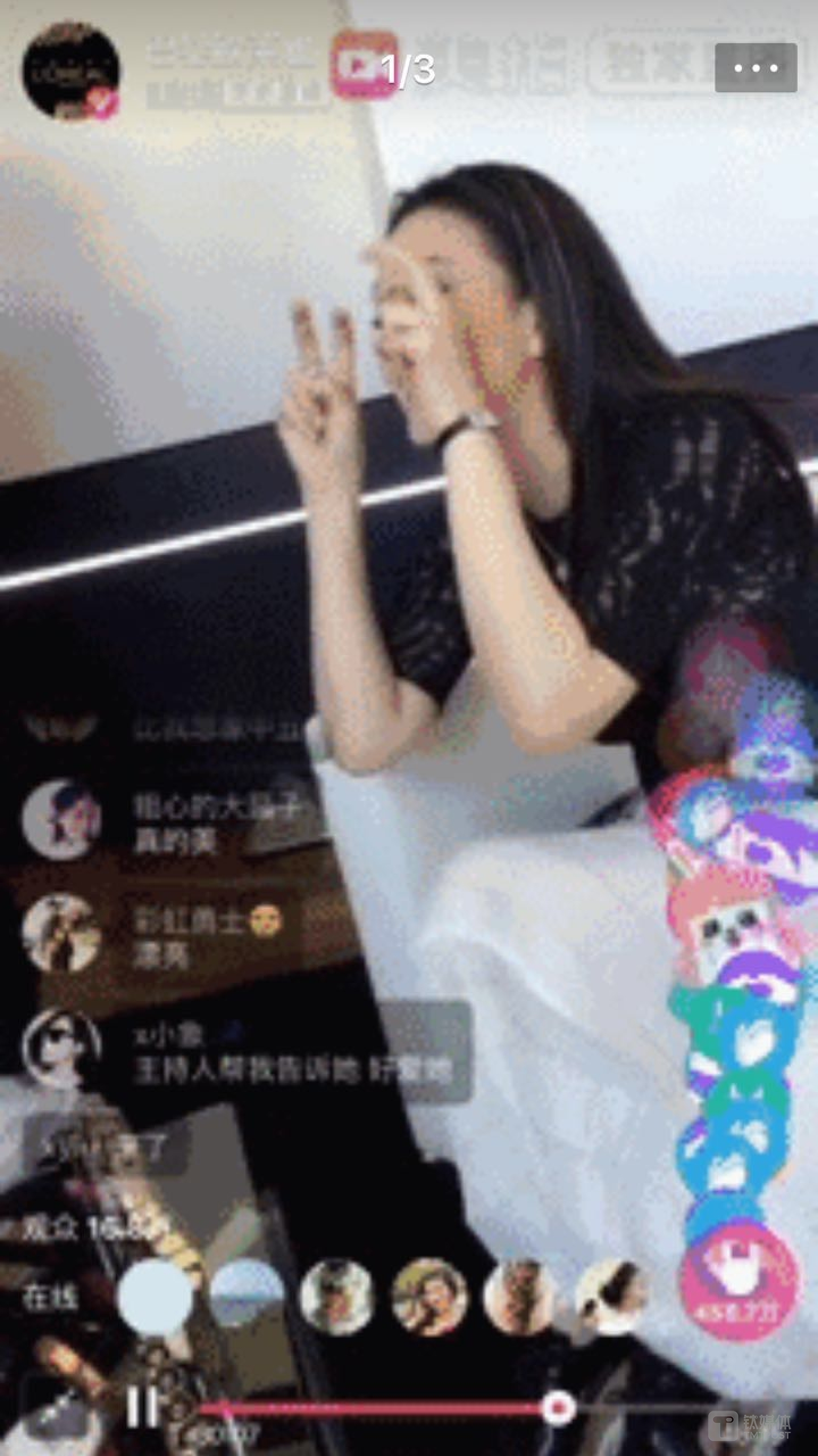 巩俐在戛纳直播被网友大赞&ldquo;萌萌哒&rdquo;！