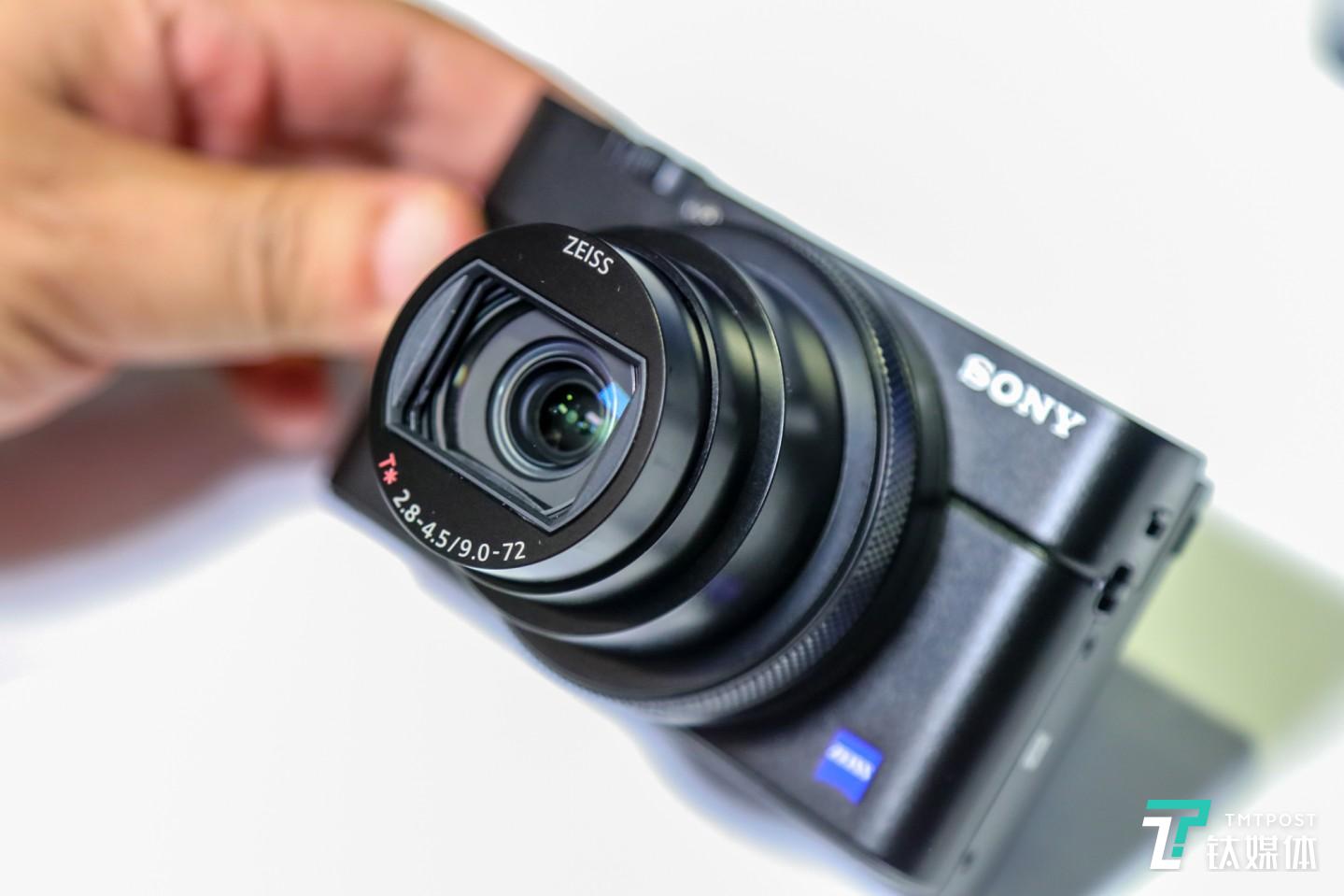 蔡司Vario-Sonnar T* 24-200mm F2.8-F4.5镜头