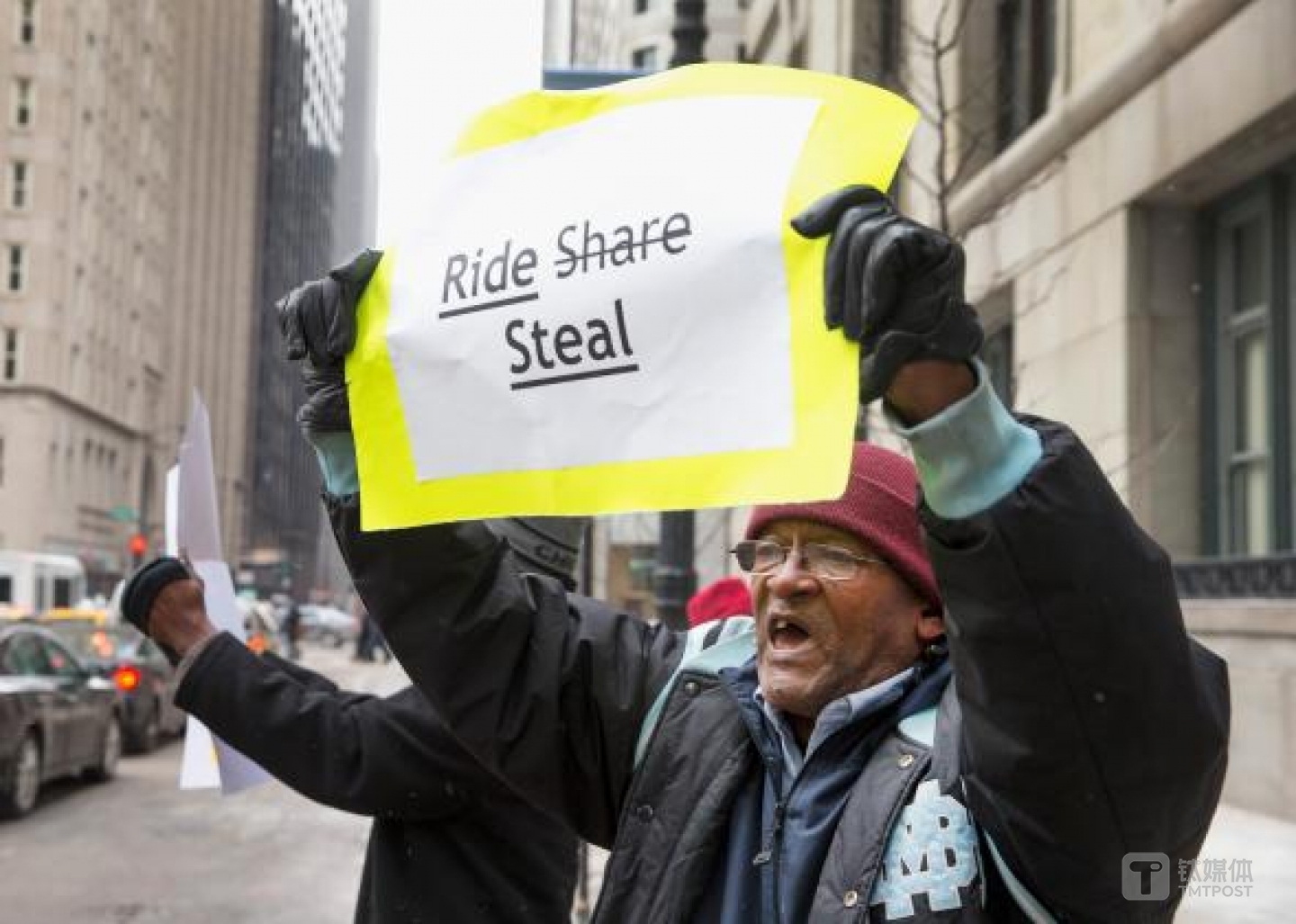 463682312-taxi-driver-keith-williams-protests-outside-of-city