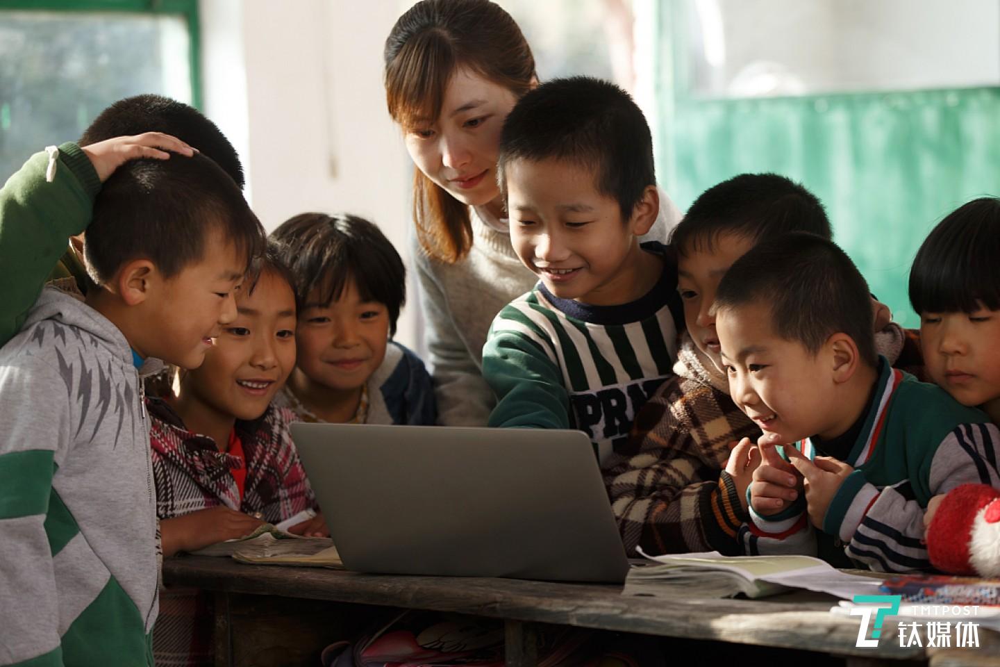 题图来源：视觉中国