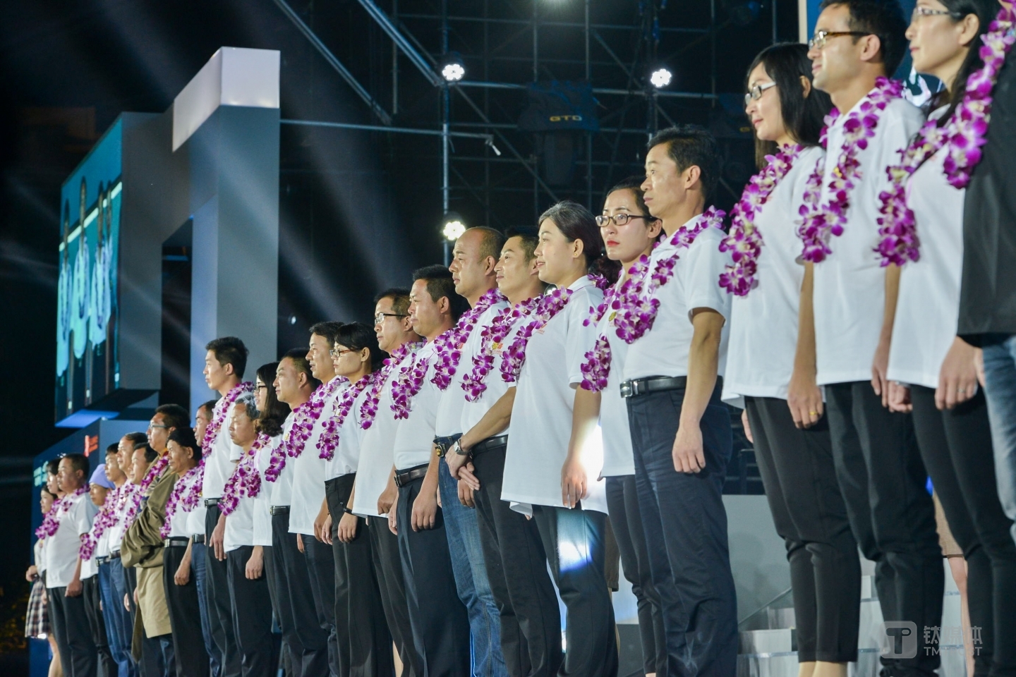 来自全国各地的100名乡村教师