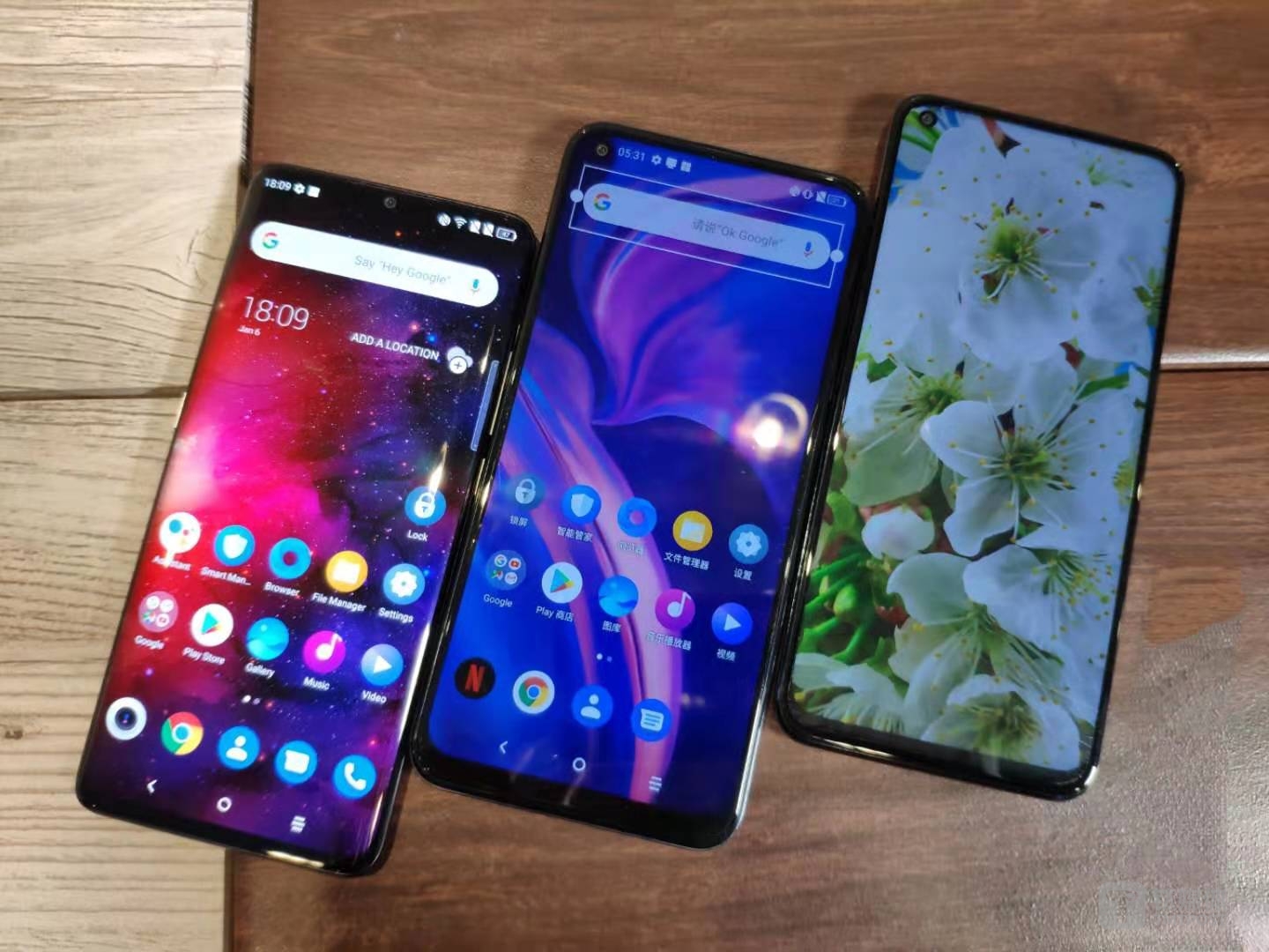 TCL 推出三部TCL 10系列智能手机