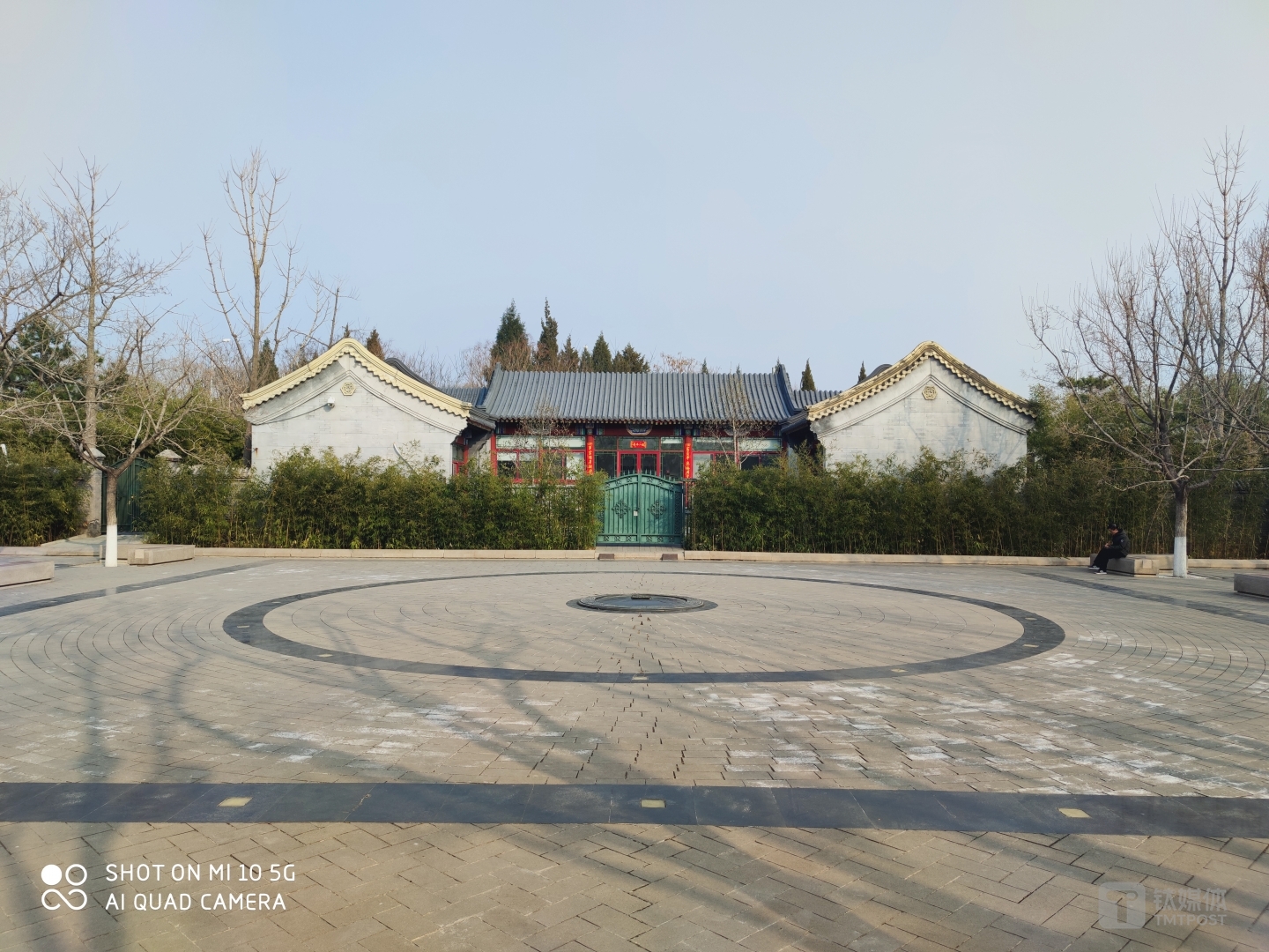 主摄样张-焦距：6.72mm，光圈：f/1.69，快门速度：1/1325。