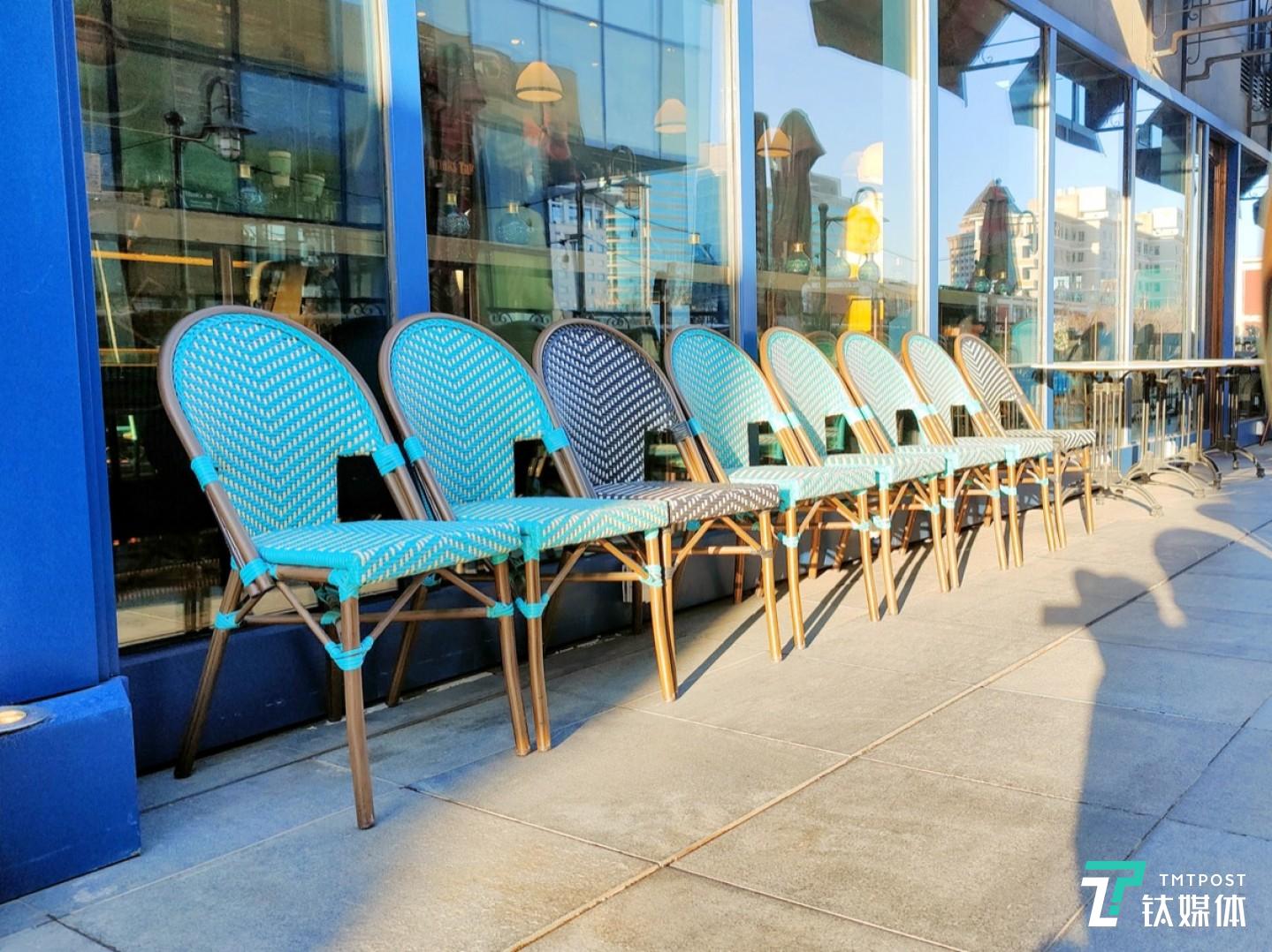 更多样张 焦距：mm 光圈：f/ 快门速度：1/s ISO: