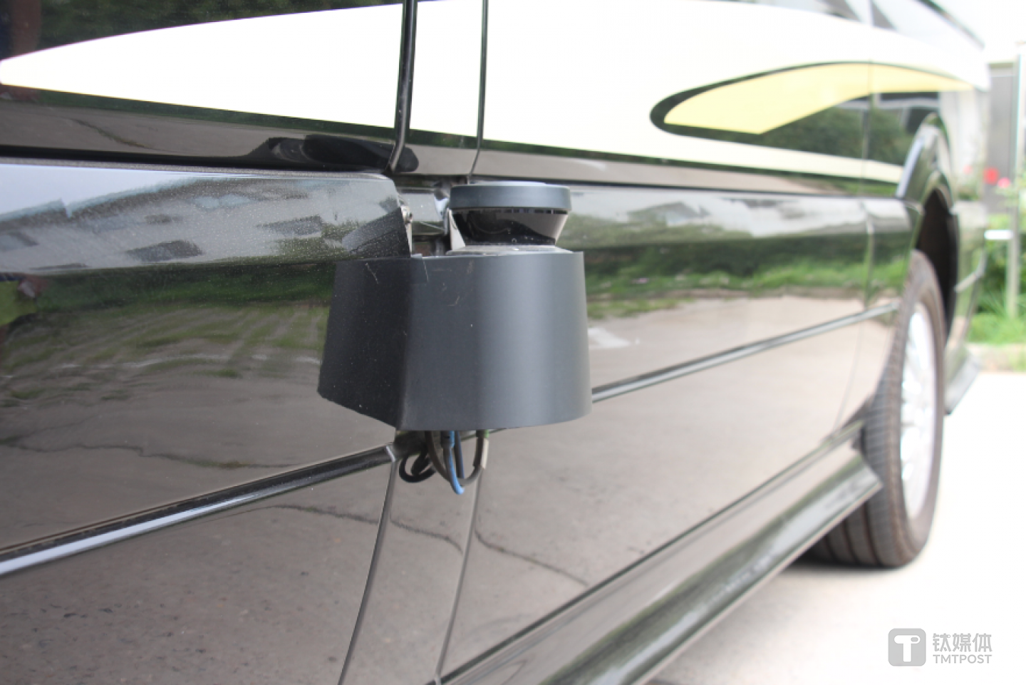 车身侧面的激光雷达