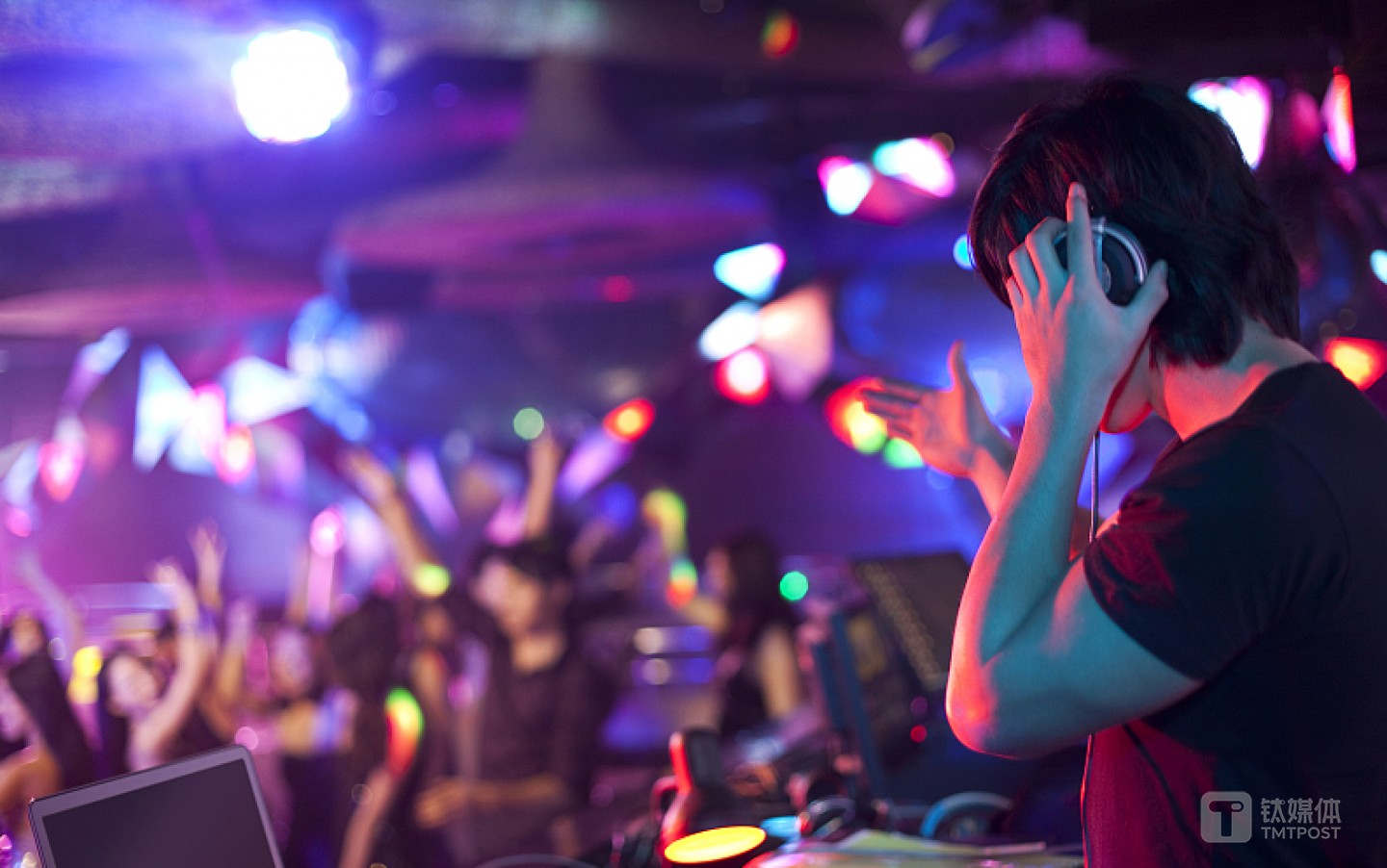 题图来自：视觉中国