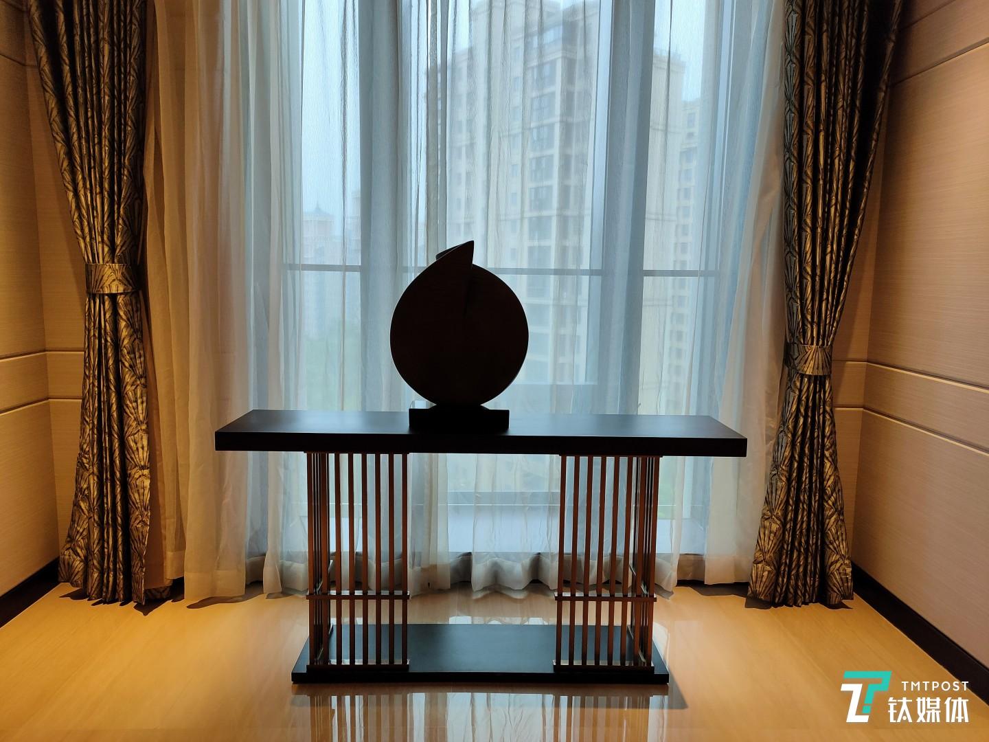 焦距：4.73 毫米 光圈：f/1.7 快门：1/50 秒 ISO：200