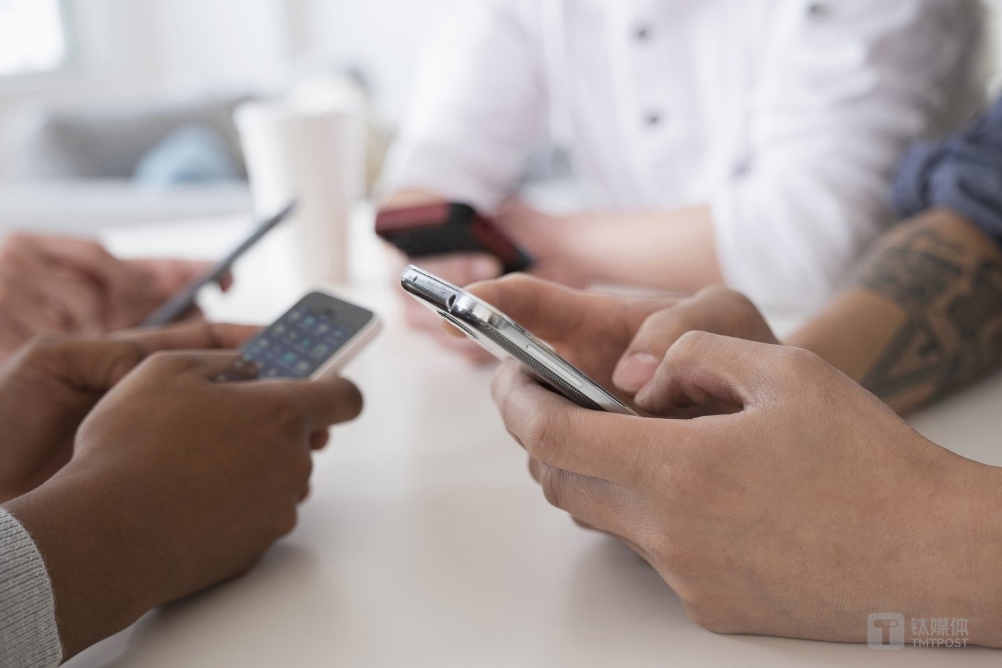 题图来自:视觉中国