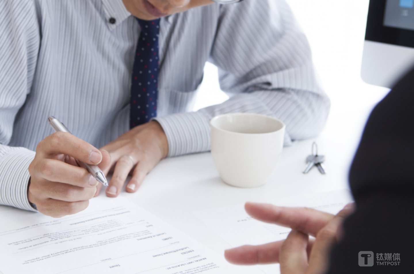 题图来自：视觉中国