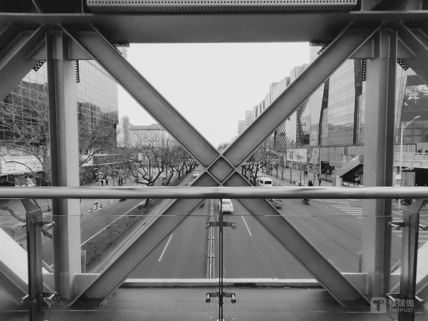 更多样张 焦距：1.66毫米  光圈：f/2.3  ISO：160  快门：1/100