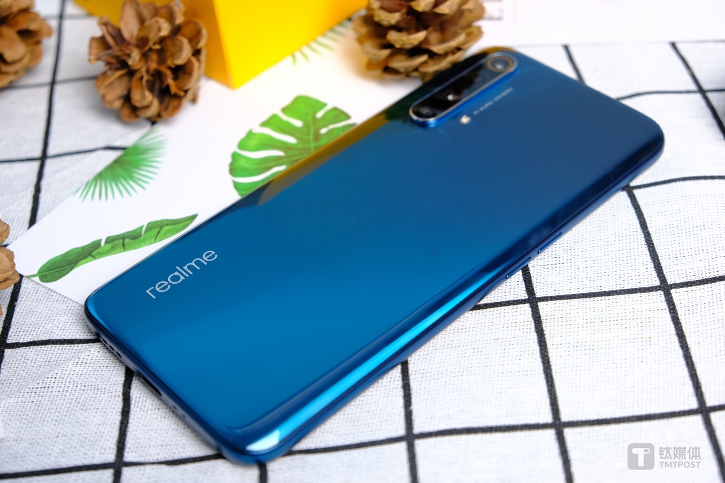 realme X50 5G