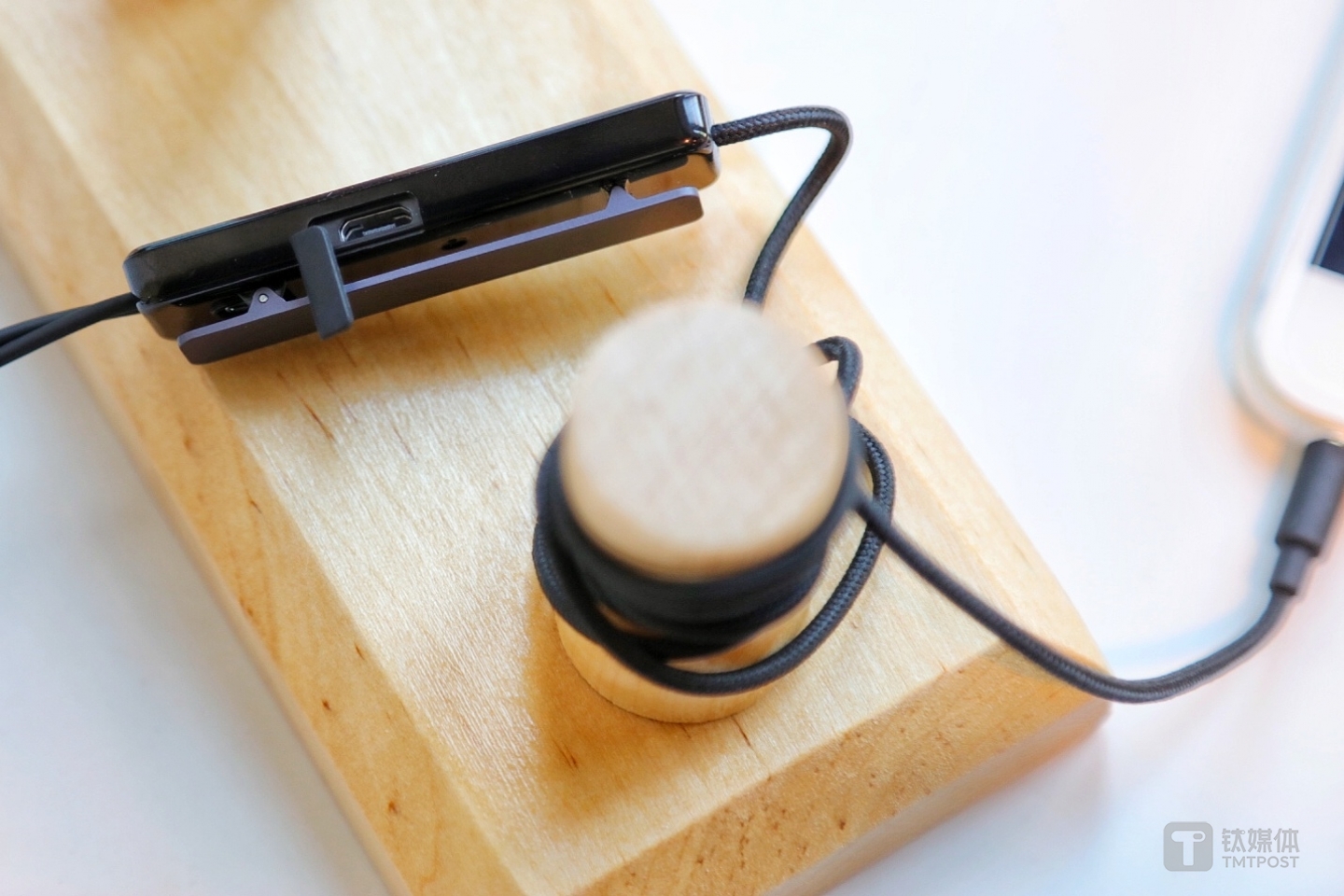 Micro USB充电接口