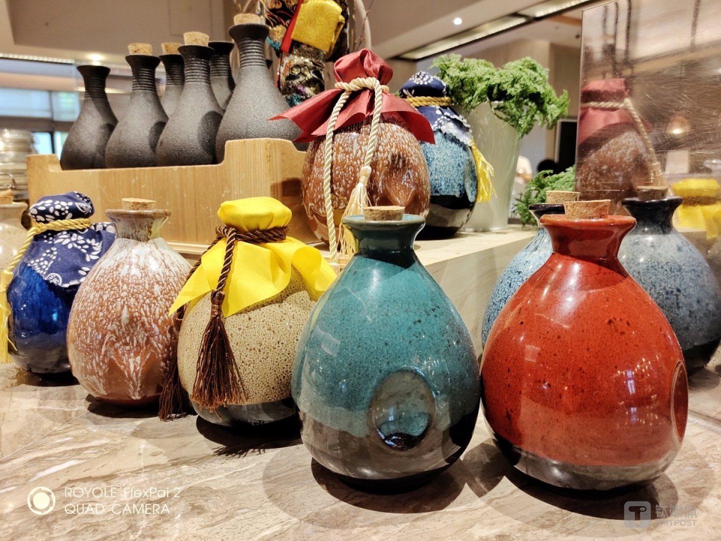 更多实拍样张 焦距：3.3mm 光圈：f/2.2 快门速度：1/33s ISO:1250