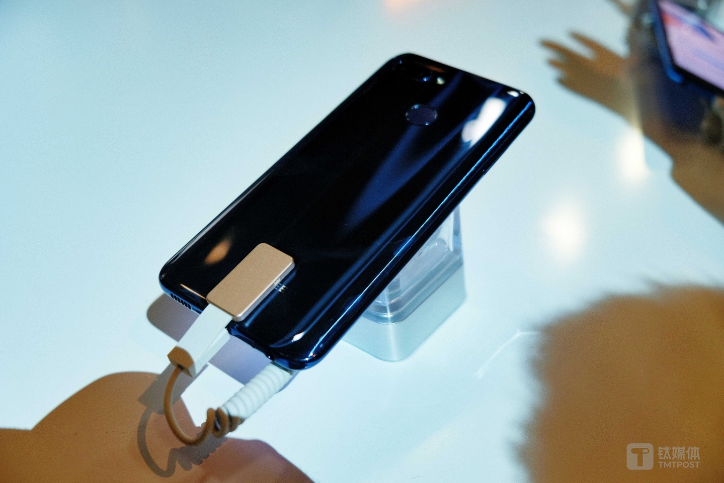 金立 S11s 手机后盖