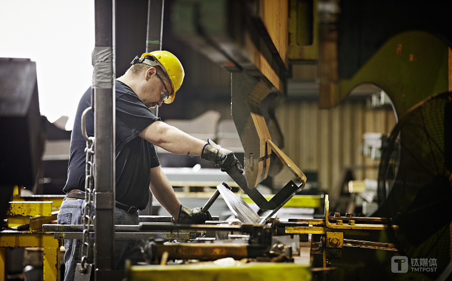 题图来自：视觉中国