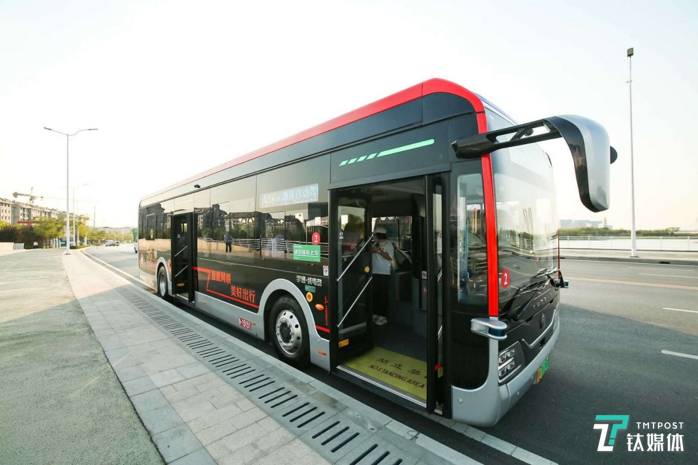 宇通智能驾驶公交车U12