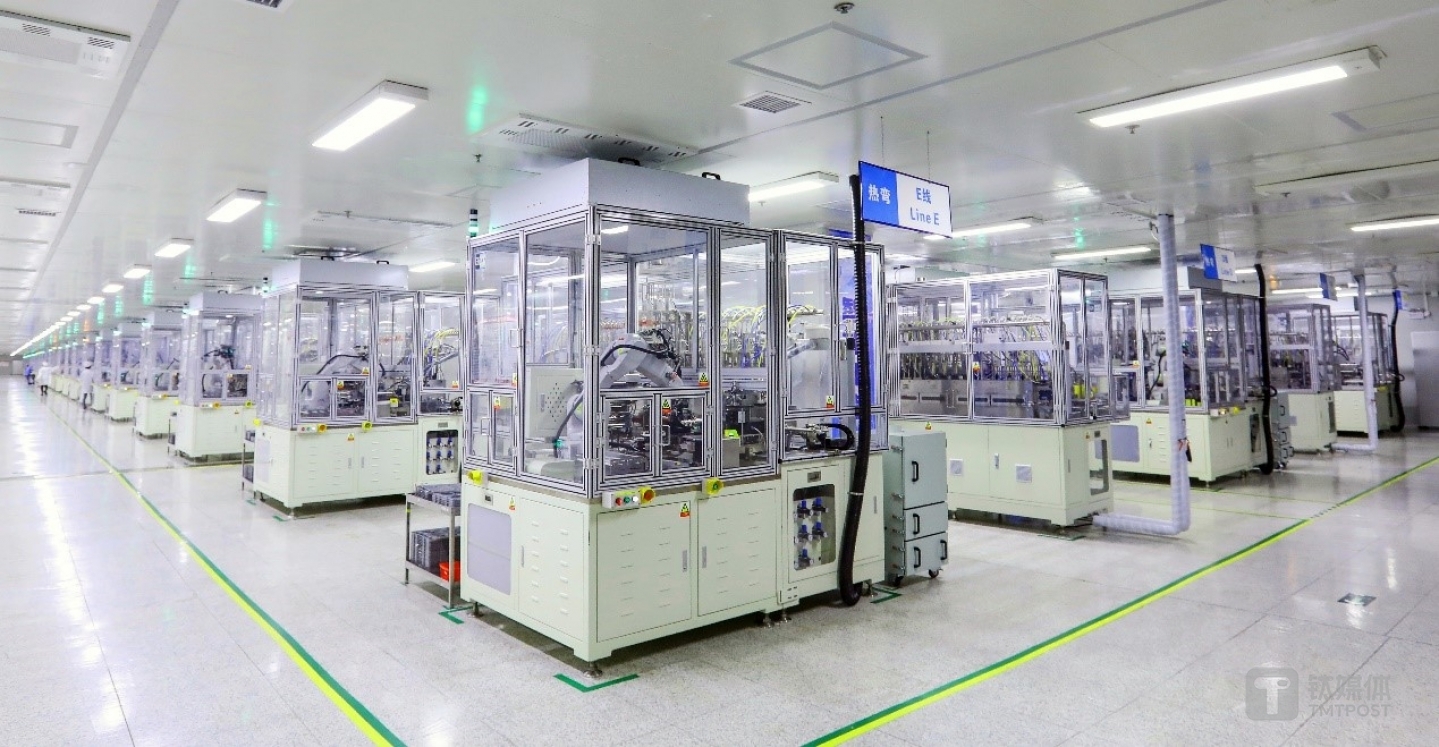 玻璃3D热弯车间