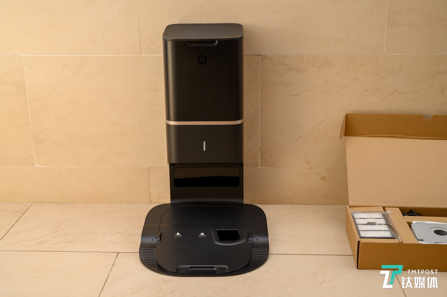 Clean Base 自动集尘技术