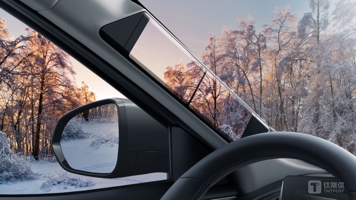 哪吒U&ldquo;透明&rdquo;A柱