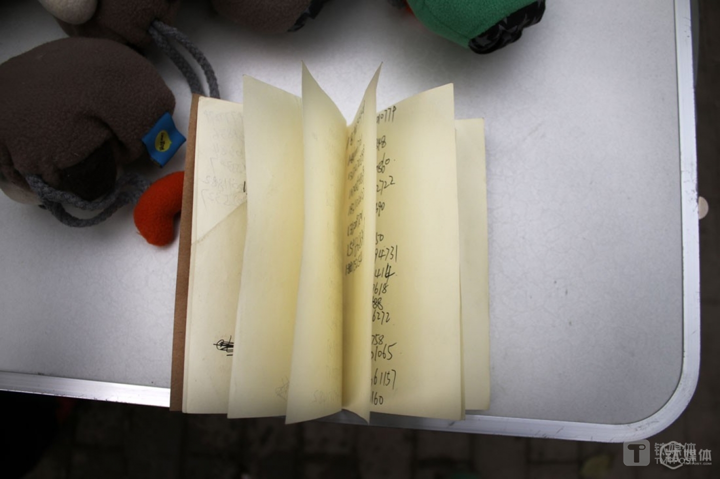 When offline promotion became so popular in summer, services that enabled fake users register also emerged. However, many companies and investors didn&rsquo;t tolerate such behavior and made great efforts to check if the registered number was valid. Mr. Yang used to promote for several P2P products for a while, but soon quitted, saying that: &ldquo;Those apps require passers-by to provide ID card number, Debit Card number and even require them to verify their information via video call, which was too complicated and scared many people away.&rdquo;