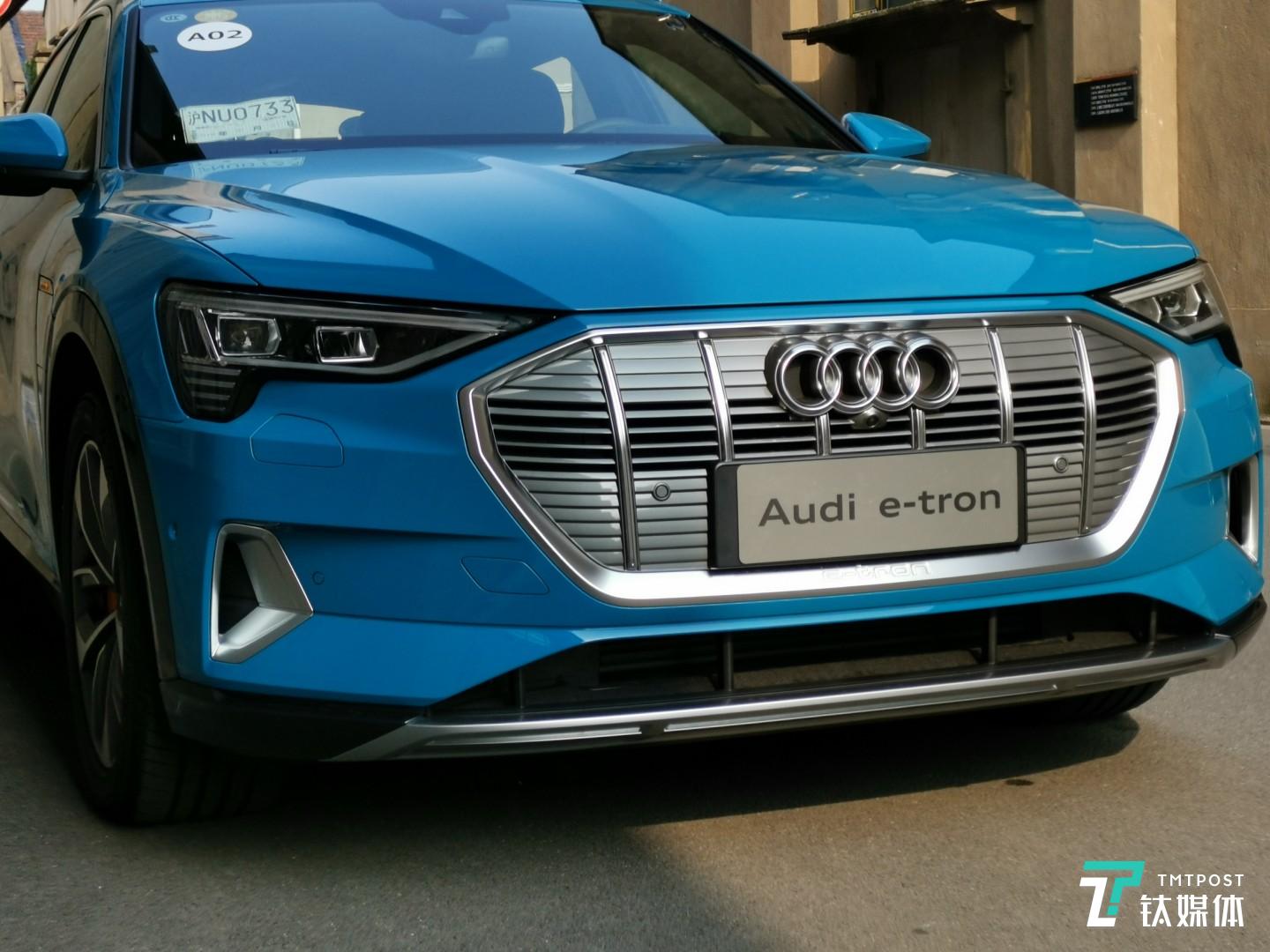 八边形的标志性大嘴