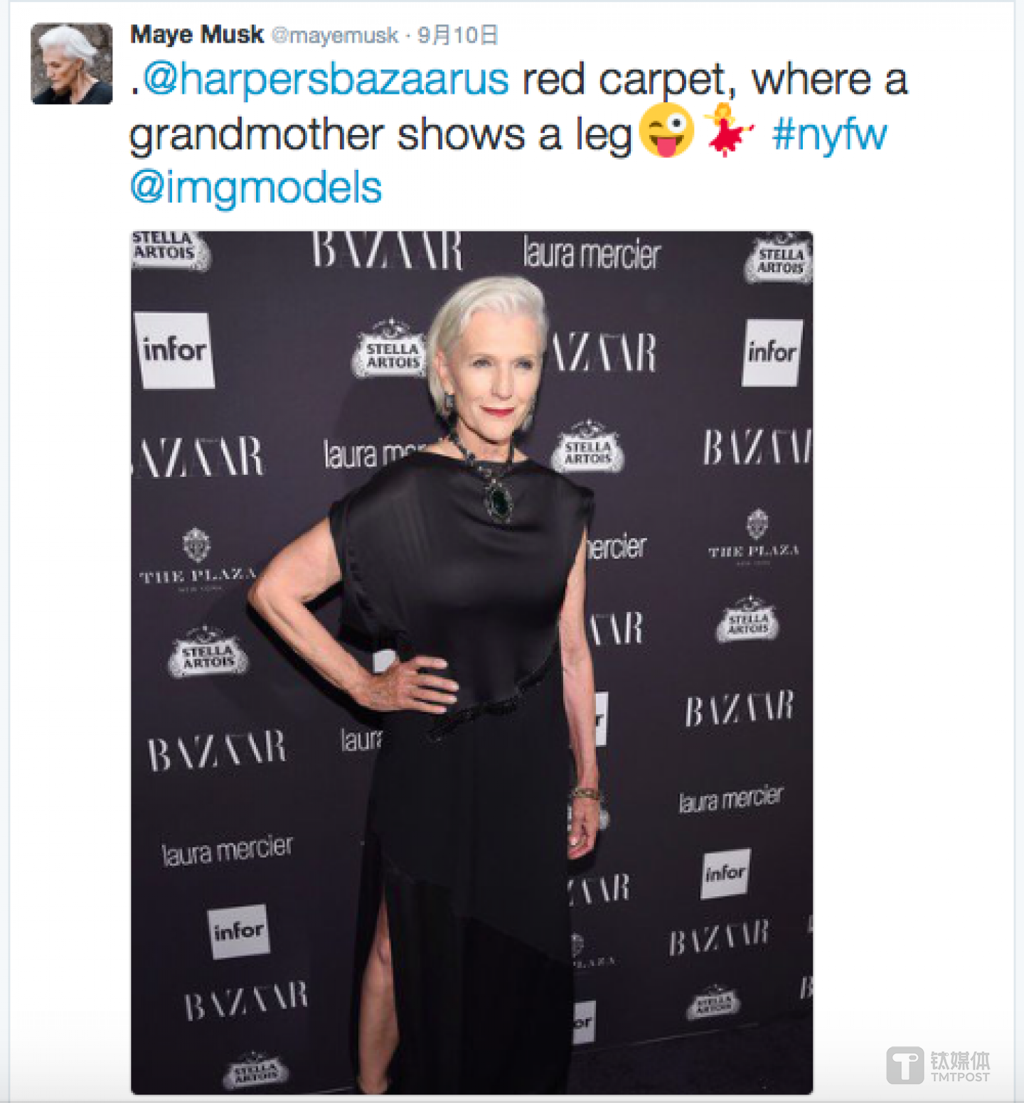 “红毯上，一个祖母在秀她的美腿。”