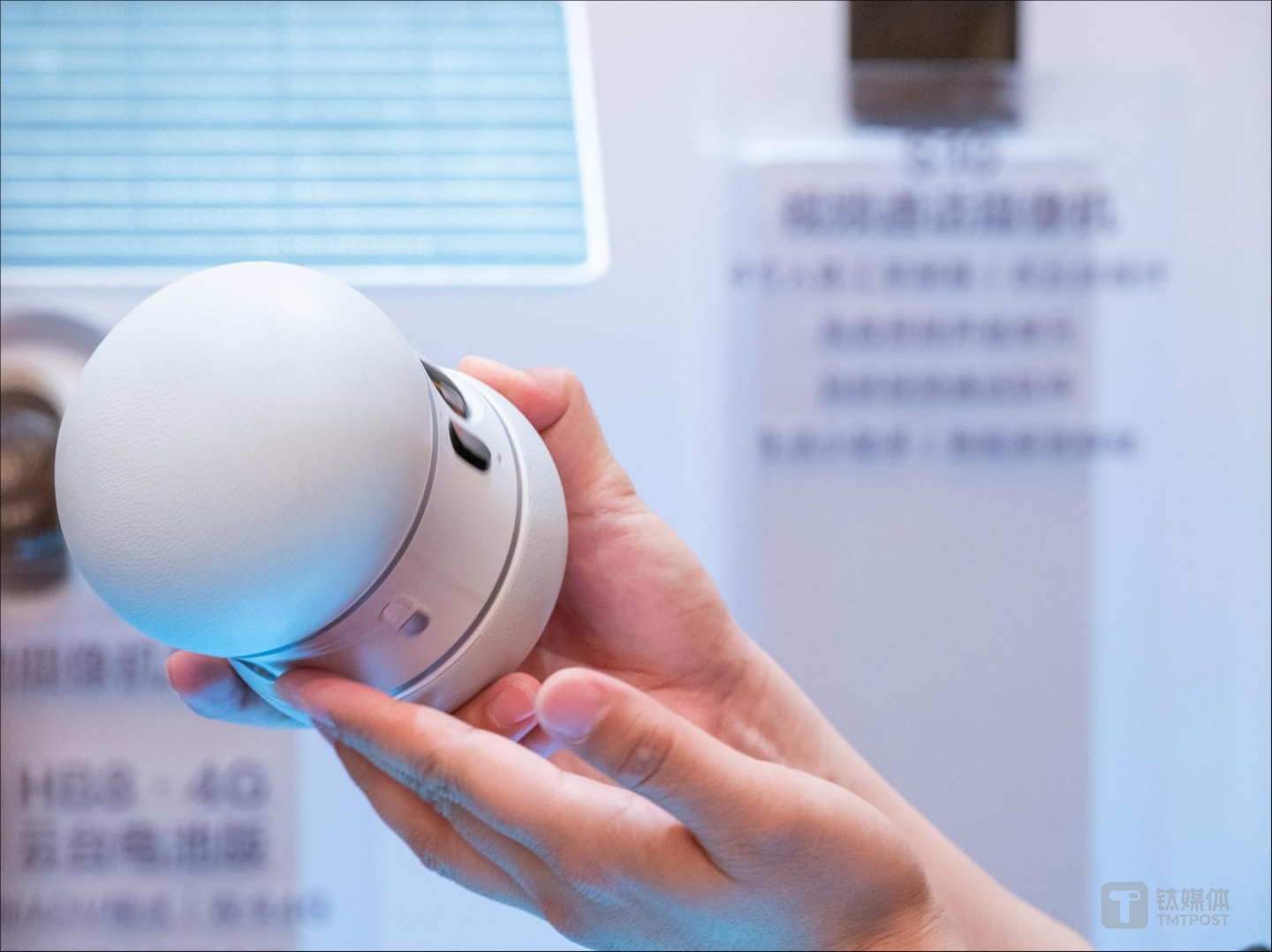 TAMO看護(hù)攝像機，鈦媒體App作者拍攝