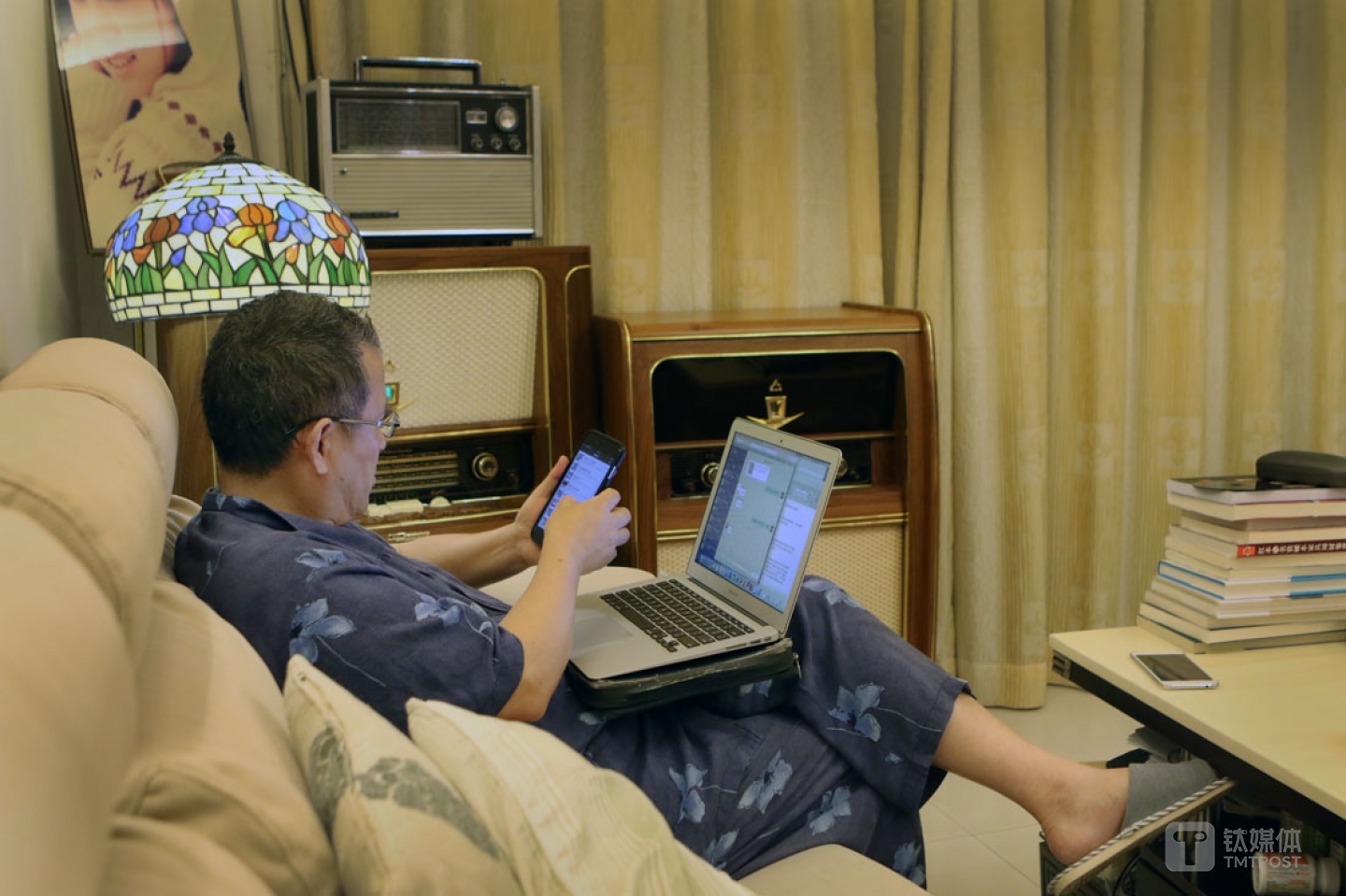 12月3日晚上，曾德钧受邀在一个智能硬件微信群做分享。从2015年年初第一次在线下活动做分享开始，他常常收到各类线上线下的邀请，一般只要有时间，对方是认真做事，又是公益性质的，他都会接受邀请，并且精心准备材料。