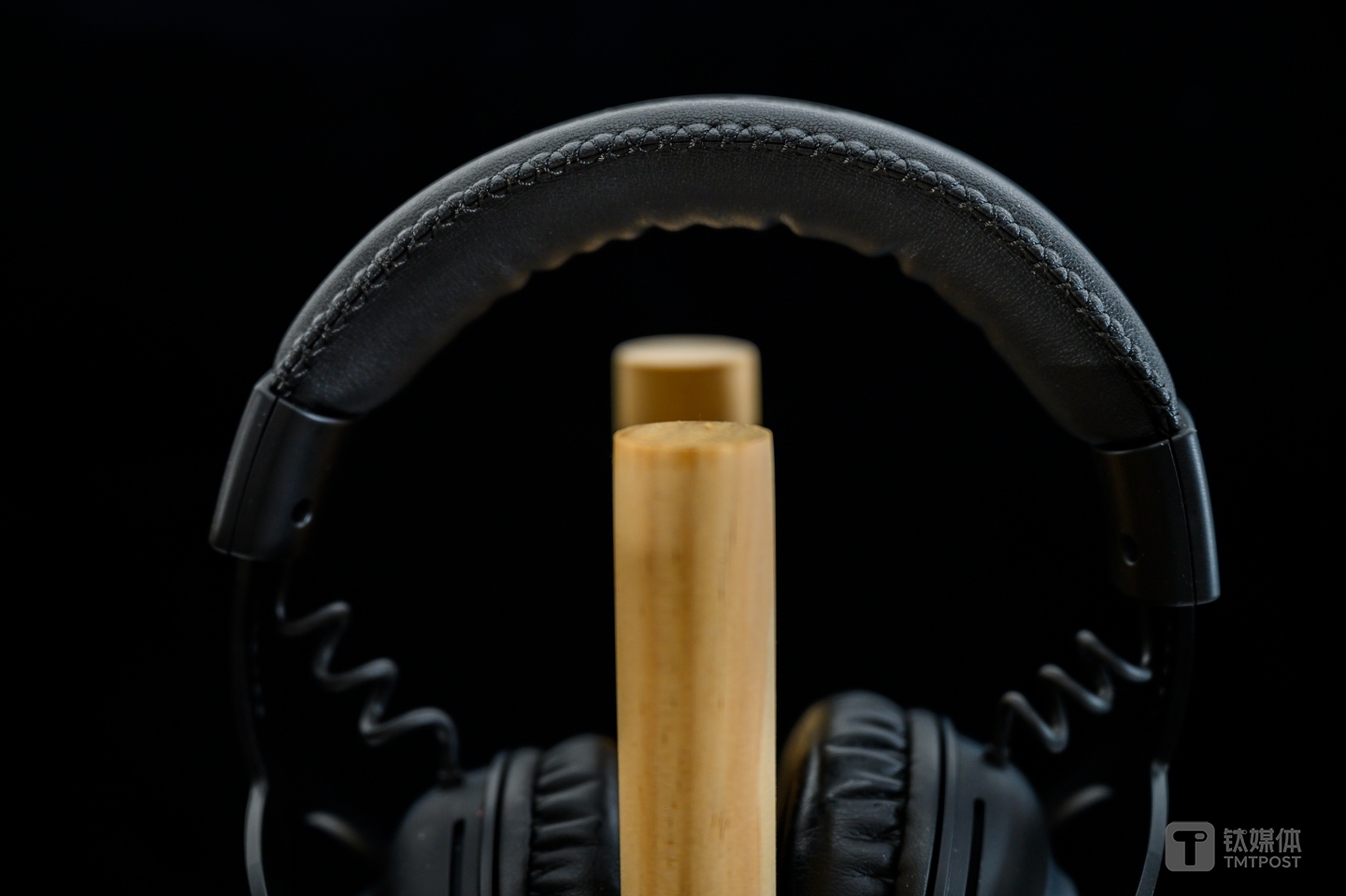 很厚的头部衬垫