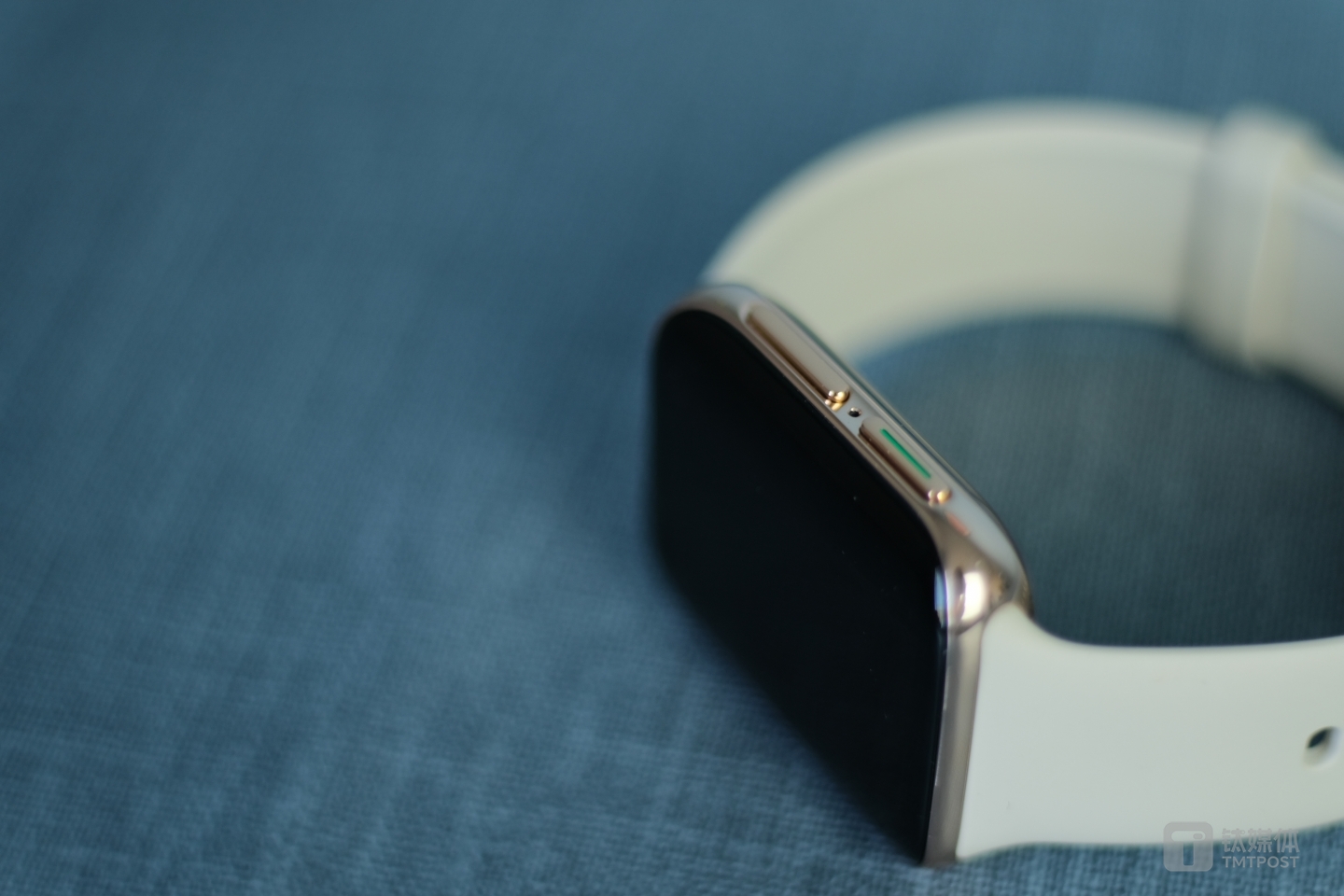 OPPO Watch 侧边按键