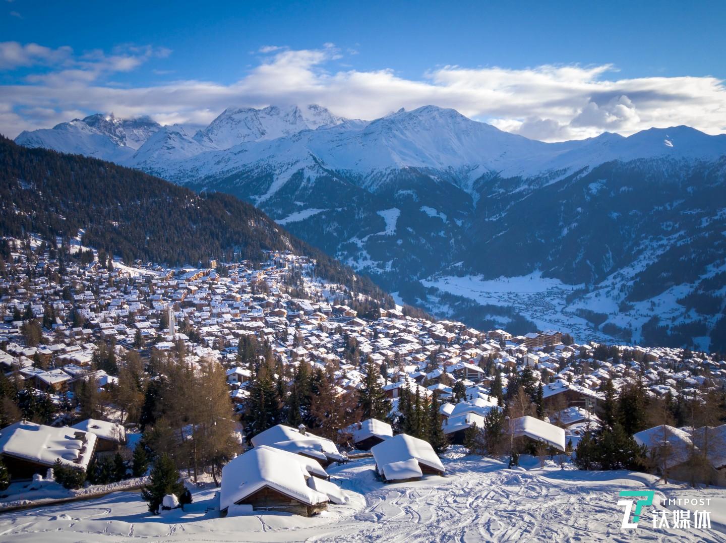 Nokia 9 PureView样张